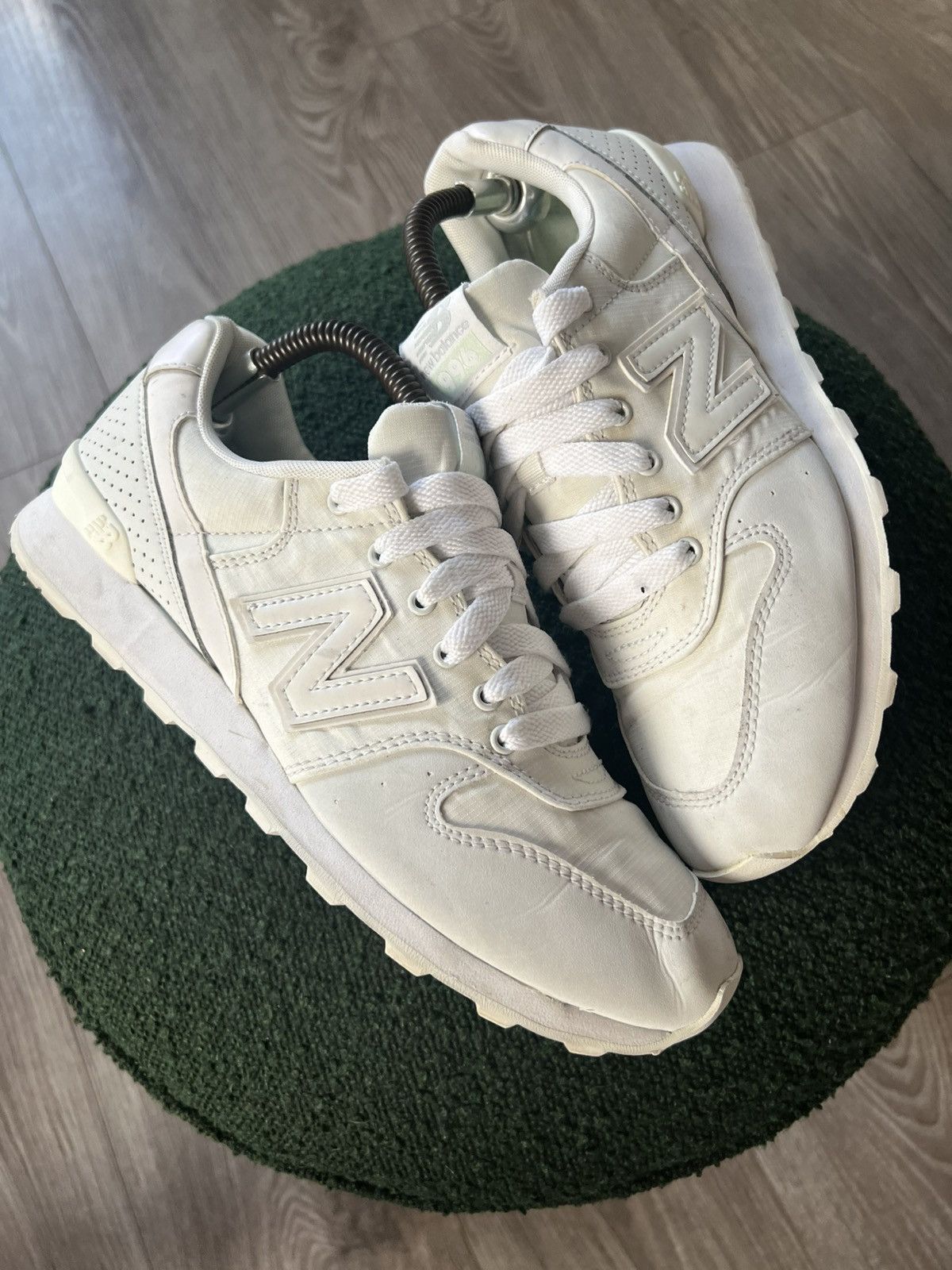 Japanese Brand × New Balance ‼️New Balance 996 Running Navy White Sneakers‼️ Size US 8 / IT 38 - 2 Thumbnail