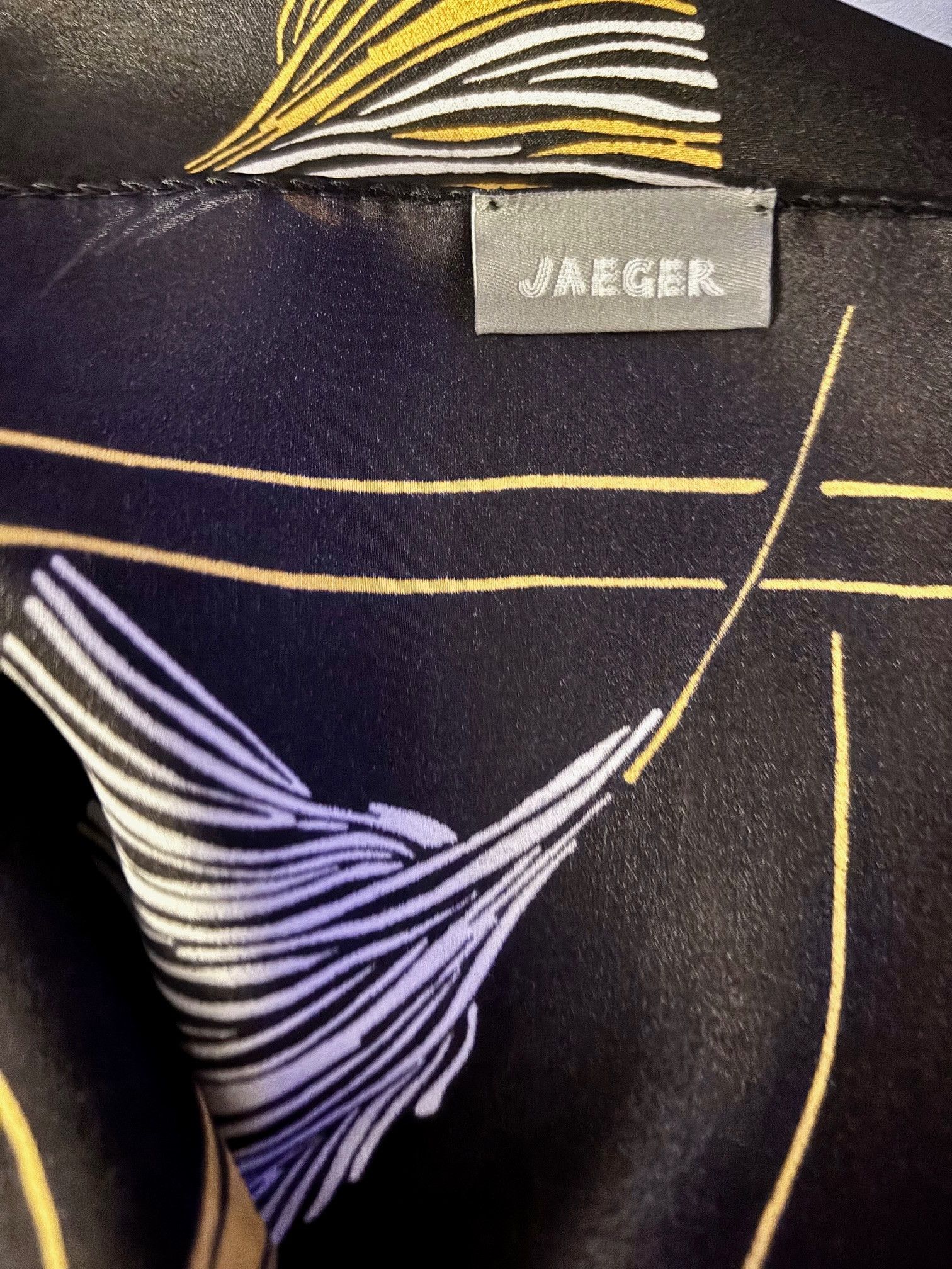 Jaeger Silk stole Jaeger Size ONE SIZE - 2 Thumbnail