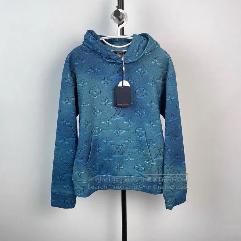 Louis Vuitton Louis Vuitton Full logo gradient sweatshirt Size US XS / EU 42 / 0 - 1 Thumbnail
