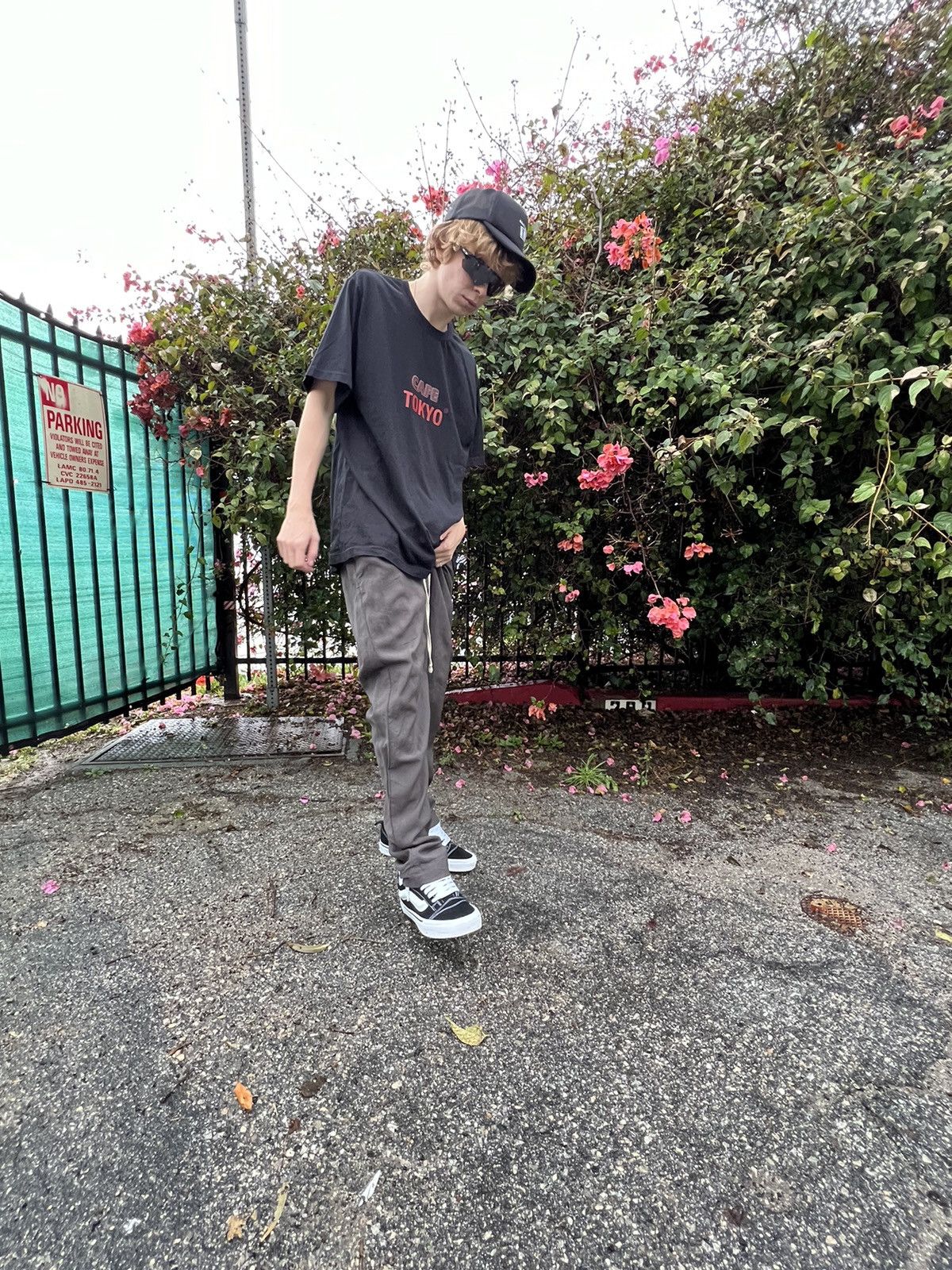 Vetements Vetements ‘CAFE TOKYO’ Tee Size US M / EU 48-50 / 2 - 6 Thumbnail