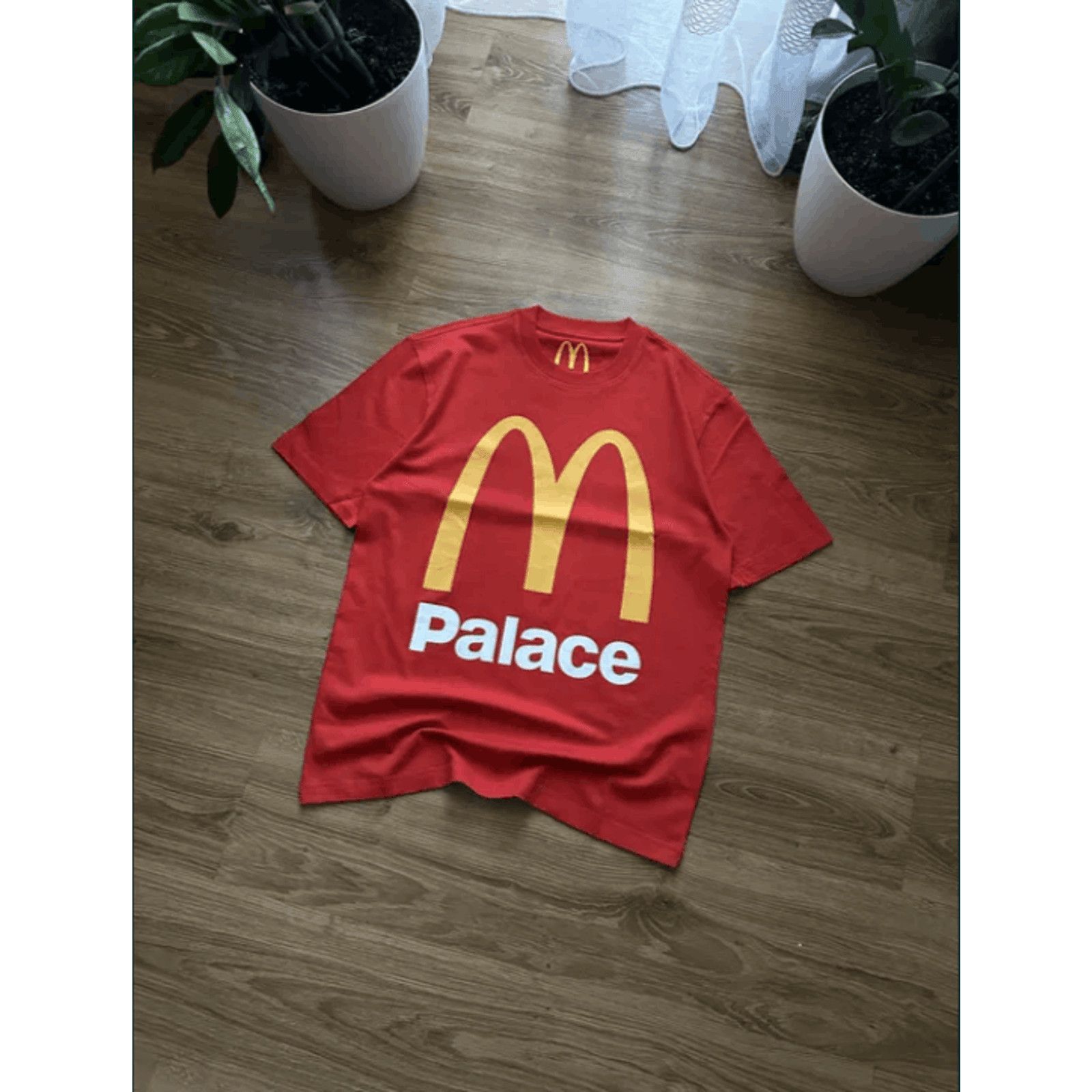 Palace NWT Palace McDonald’s Big logo Skate T-shirt Size US XL / EU 56 / 4 - 2 Thumbnail