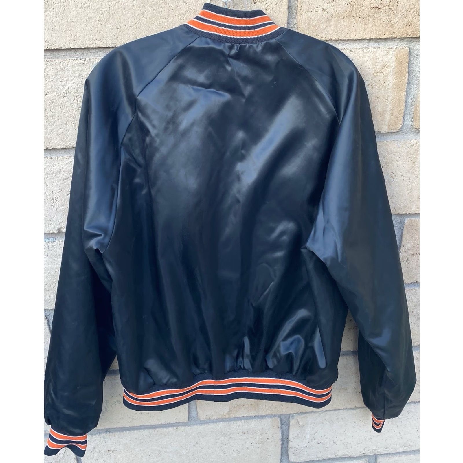 Chalk Line VINTAGE Chalkline UOP Tigers Satin Bomber Jacket Raglan Snap Front USA Made XL Jacket Men Black Satin Nylon Logo Lined USA USA University Cats 90s? Size US XL / EU 56 / 4 - 5 Thumbnail