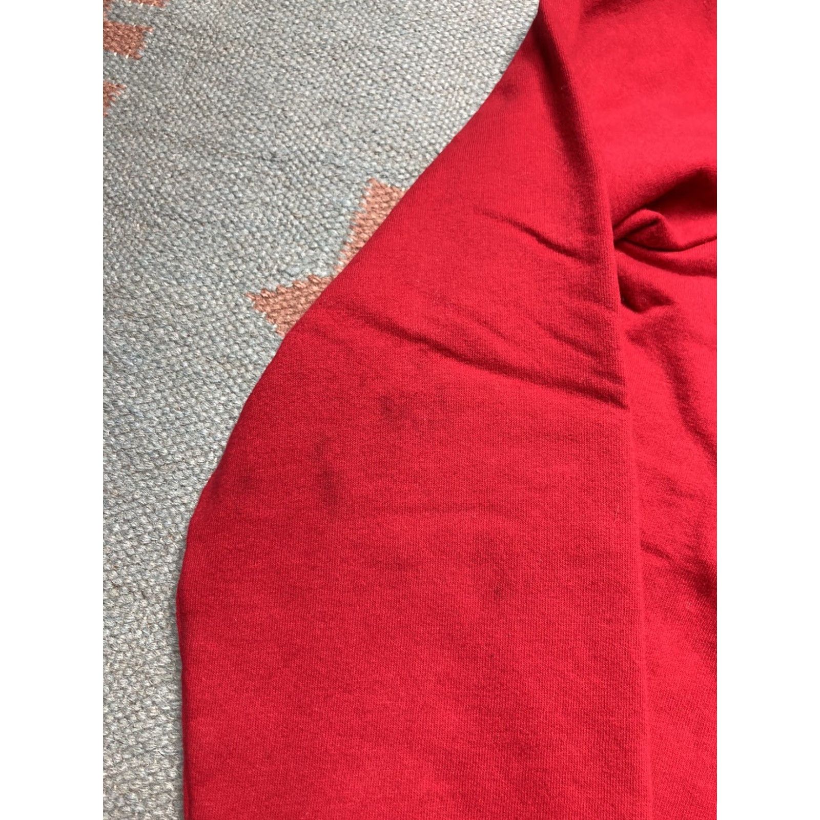 Vintage VINTAGE sweatshirt Men Crewneck Christmas Snowman Embroidered Red M 20” Pit to Pit 24” Length Size US M / EU 48-50 / 2 - 6 Thumbnail