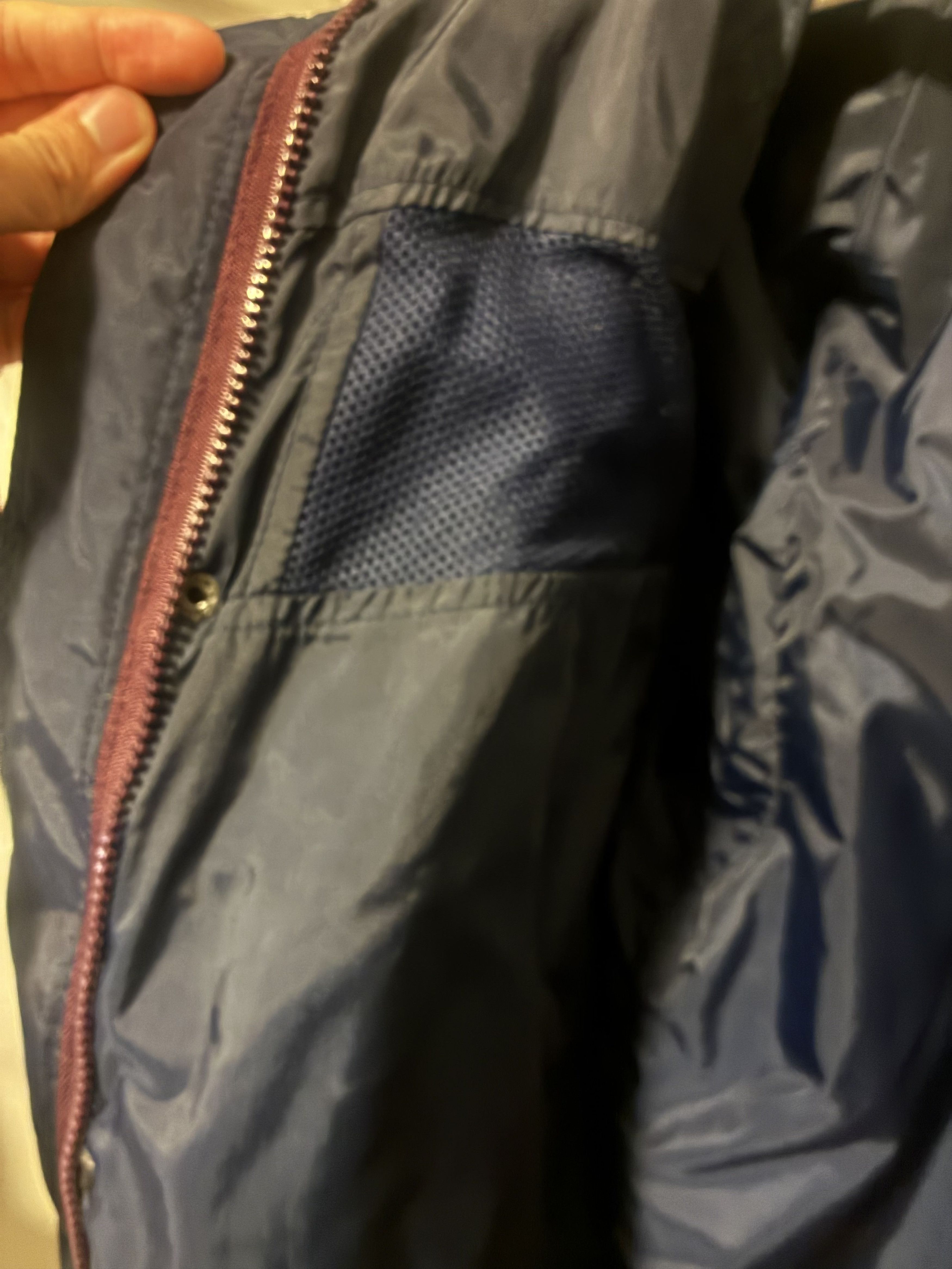 Columbia Vintage Maroon Columbia Windbreaker with cool Logo Size US M / EU 48-50 / 2 - 3 Thumbnail