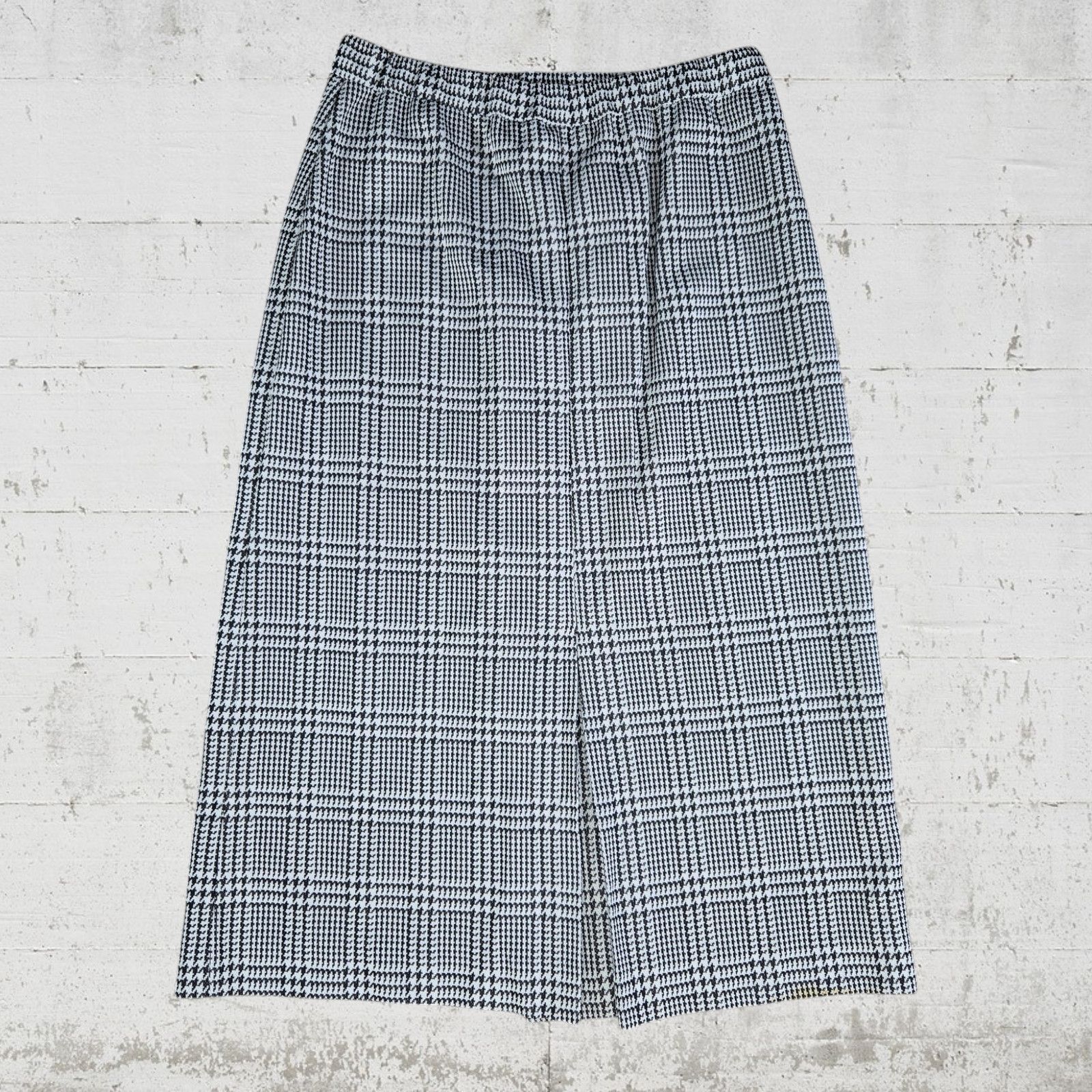 Vintage Vintage Black Houndstooth USA Made Midi Skirt Size 10 Size 32" / US 10 / IT 46 - 2 Thumbnail