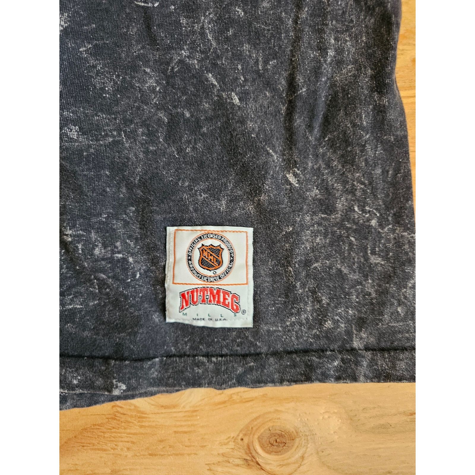 Nutmeg 90s Los Angeles Kings Black With Gray Nutmeg T-shirt Sz 2XL Size US XXL / EU 58 / 5 - 5 Thumbnail