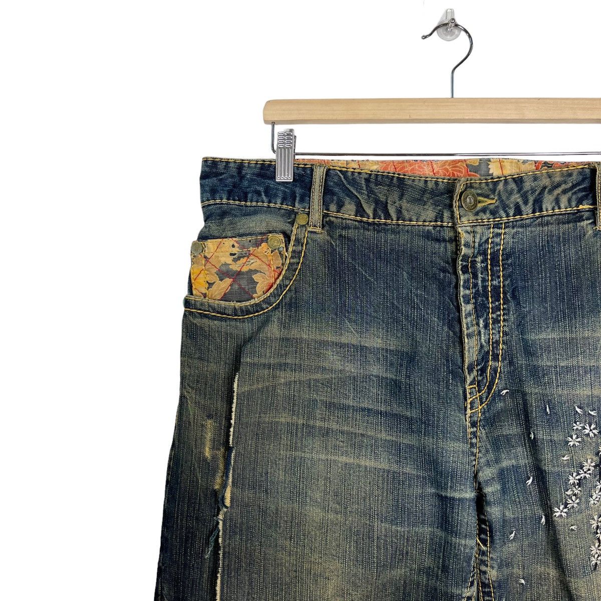 Japanese Brand 🔥 KARAKURI EMBROIDERY SHORT PANTS Size US 38 / EU 54 - 9 Thumbnail