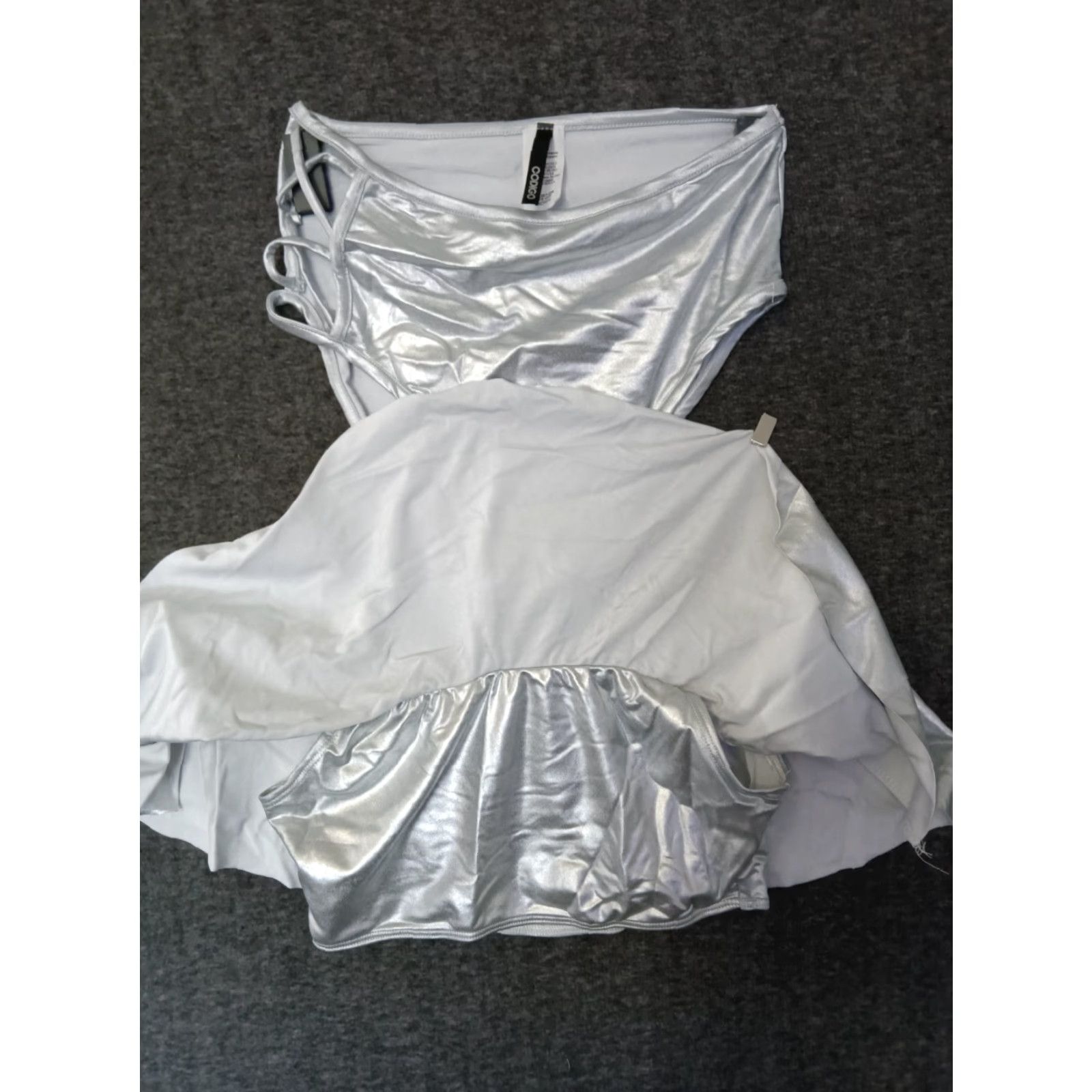 Vintage Codigo Silver Strappy 2 Piece Bathing Suit Bandeau Off Shoulder Ruffles Cheeky S Size S / US 4 / IT 40 - 3 Thumbnail