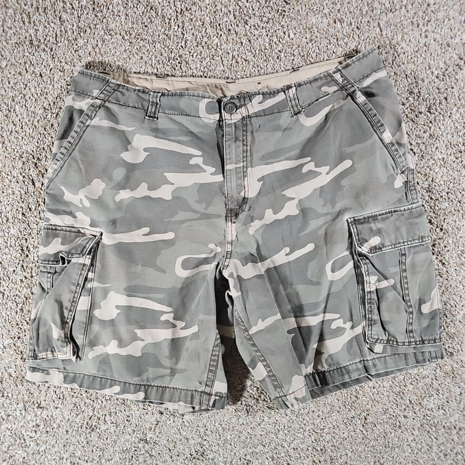 Faded Glory Faded Glory Camo Cargo Shorts Sz 42 Size US 42 / EU 58 - 1 Thumbnail