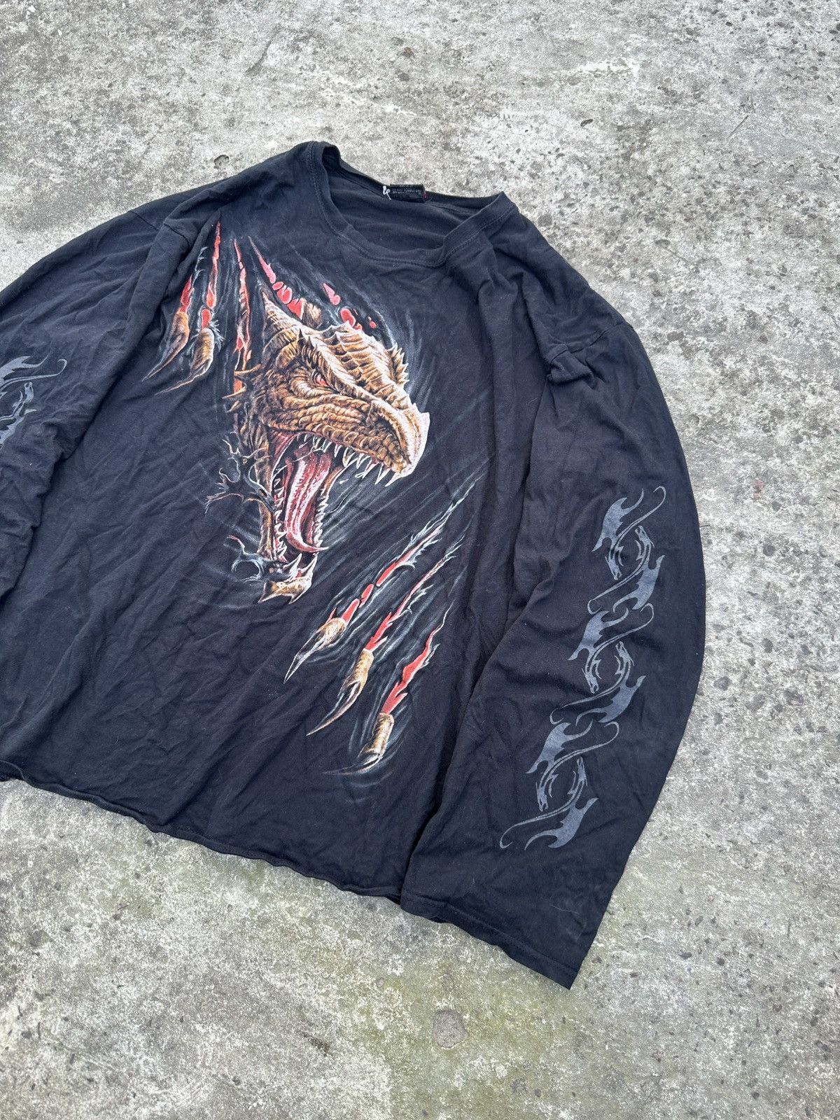 Vintage Y2K Vintage Spiral Dragon Print Long Sleeve Alt Streetwear Size US XL / EU 56 / 4 - 3 Thumbnail