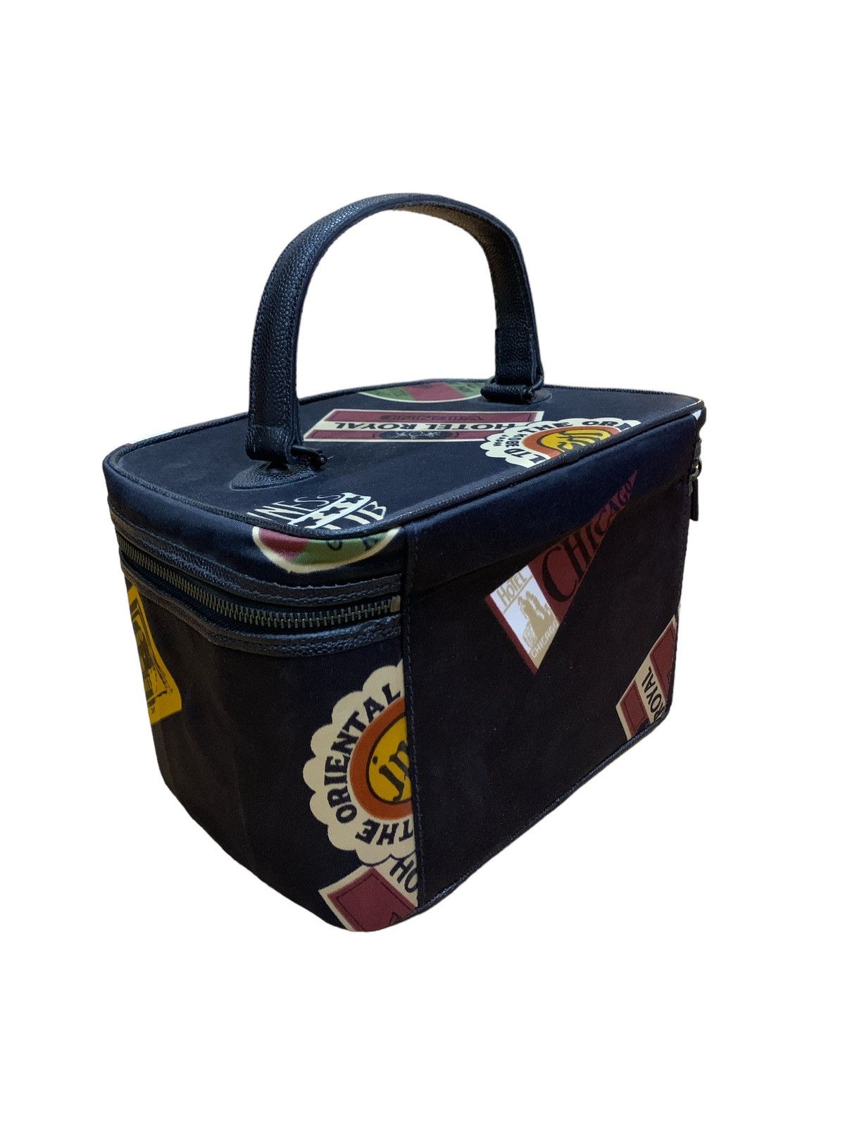 Jean Paul Gaultier JPG INTERNATIONAL HOTEL PASS TOILETRY POUCH COSMETIC BAG Size ONE SIZE - 3 Thumbnail