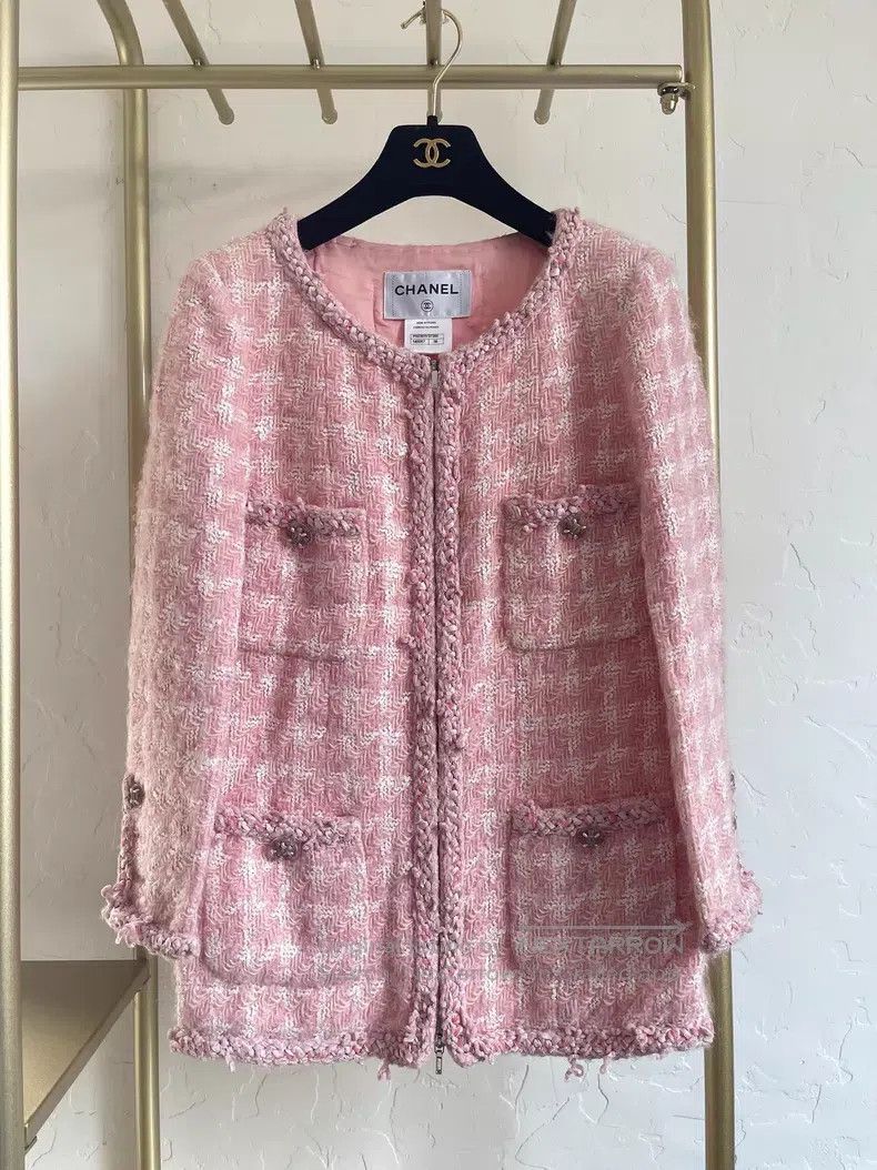 Chanel Chanel Supermarket series best pink coat Size XXS / US 00 / IT 34 - 1 Thumbnail