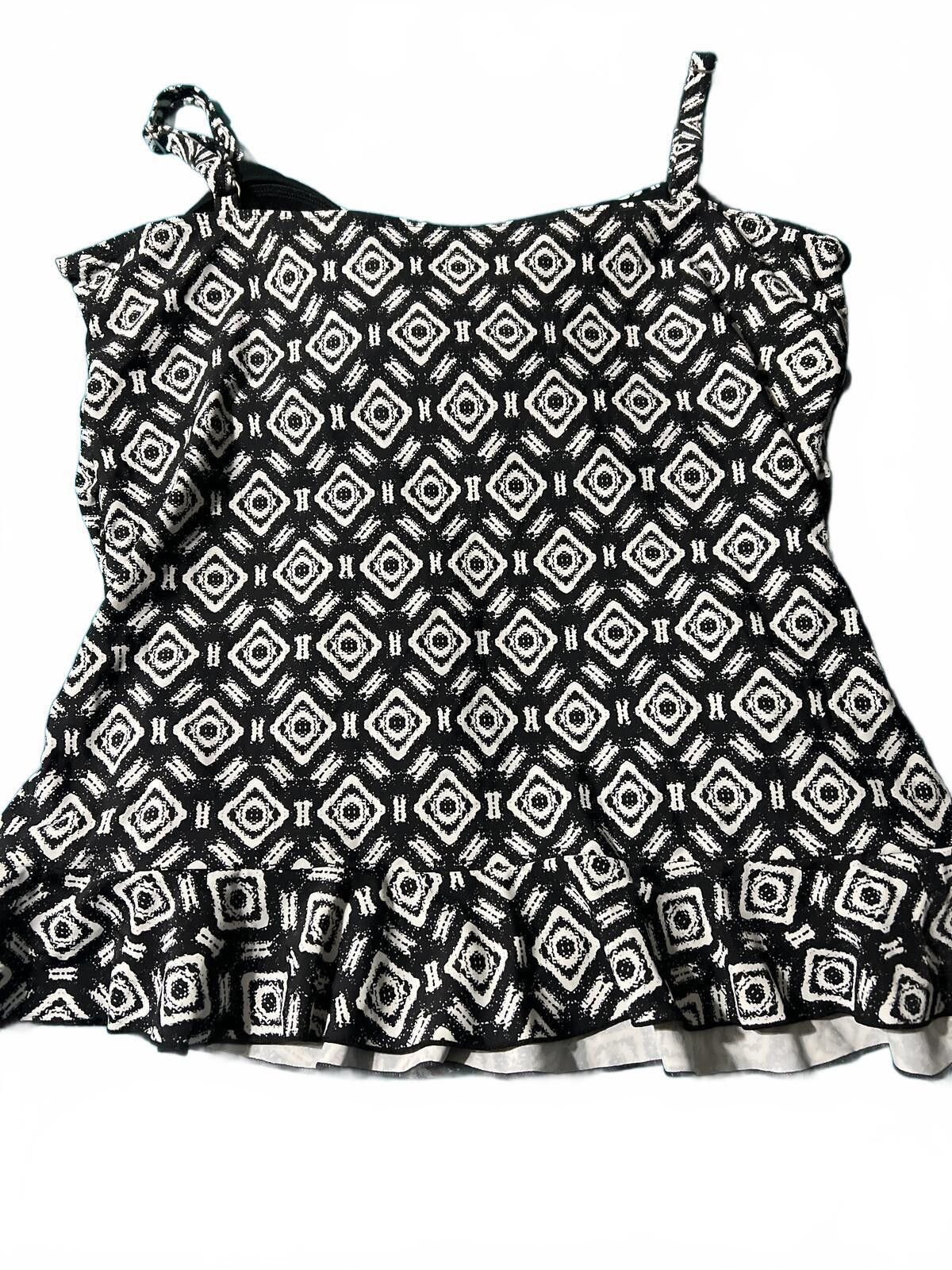 Hilo Hattie Hilor Black White Patterned Sleeveless Top Ruffle Detail 20 Size ONE SIZE - 5 Thumbnail