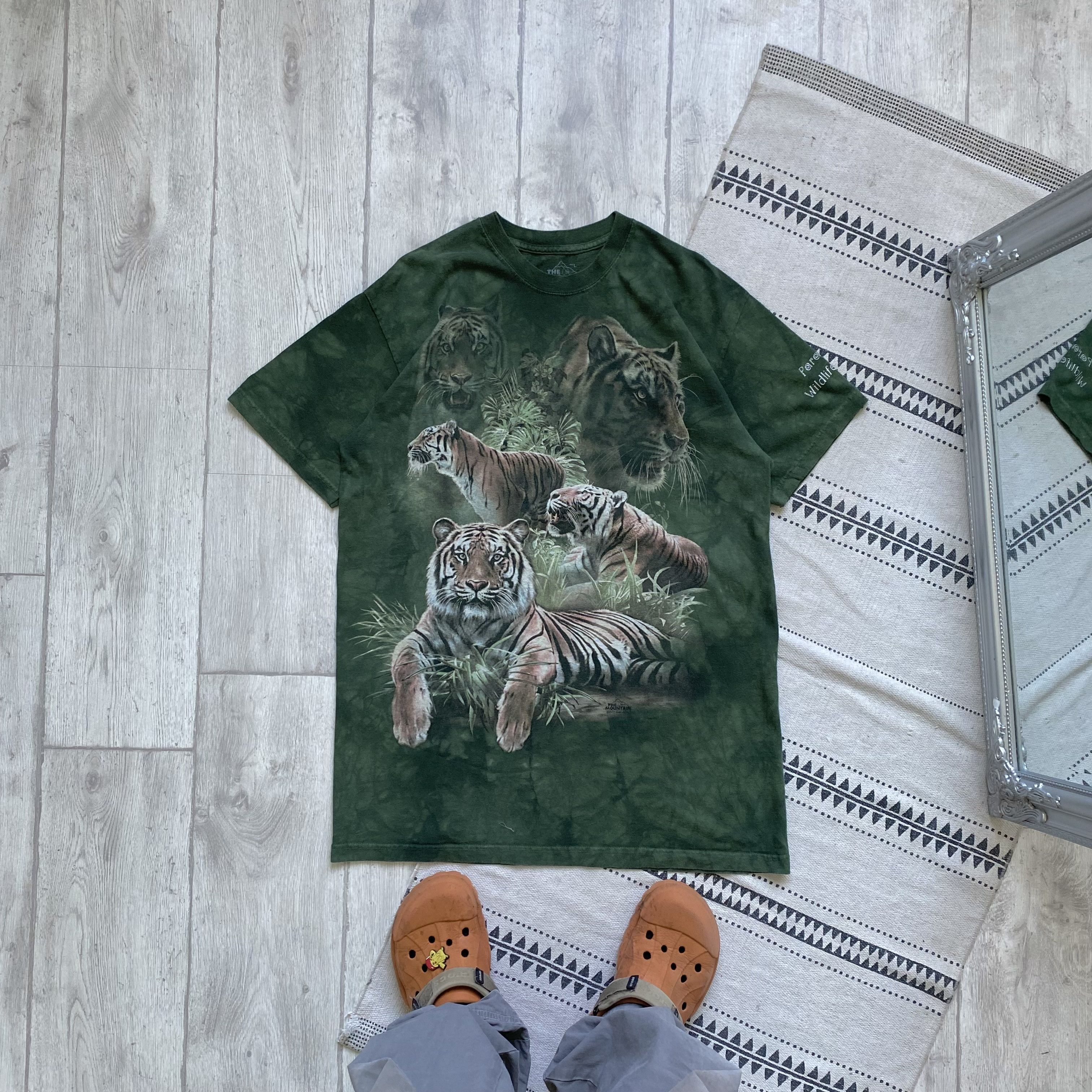 The Mountain 🐅 Vintage Mountain Animal tee Lion Tiger Wolf Y2K tiy dye Size US L / EU 52-54 / 3 - 1 Thumbnail