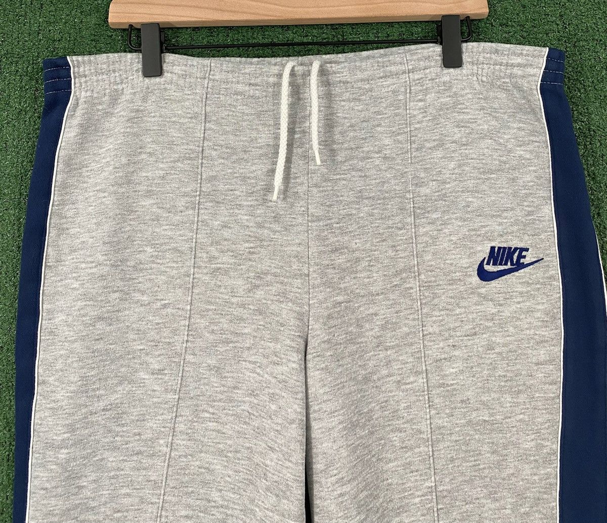 Nike 80’s Nike Spellout Blue Tag Logo Sweatpants Medium Size US 32 / EU 48 - 2 Thumbnail