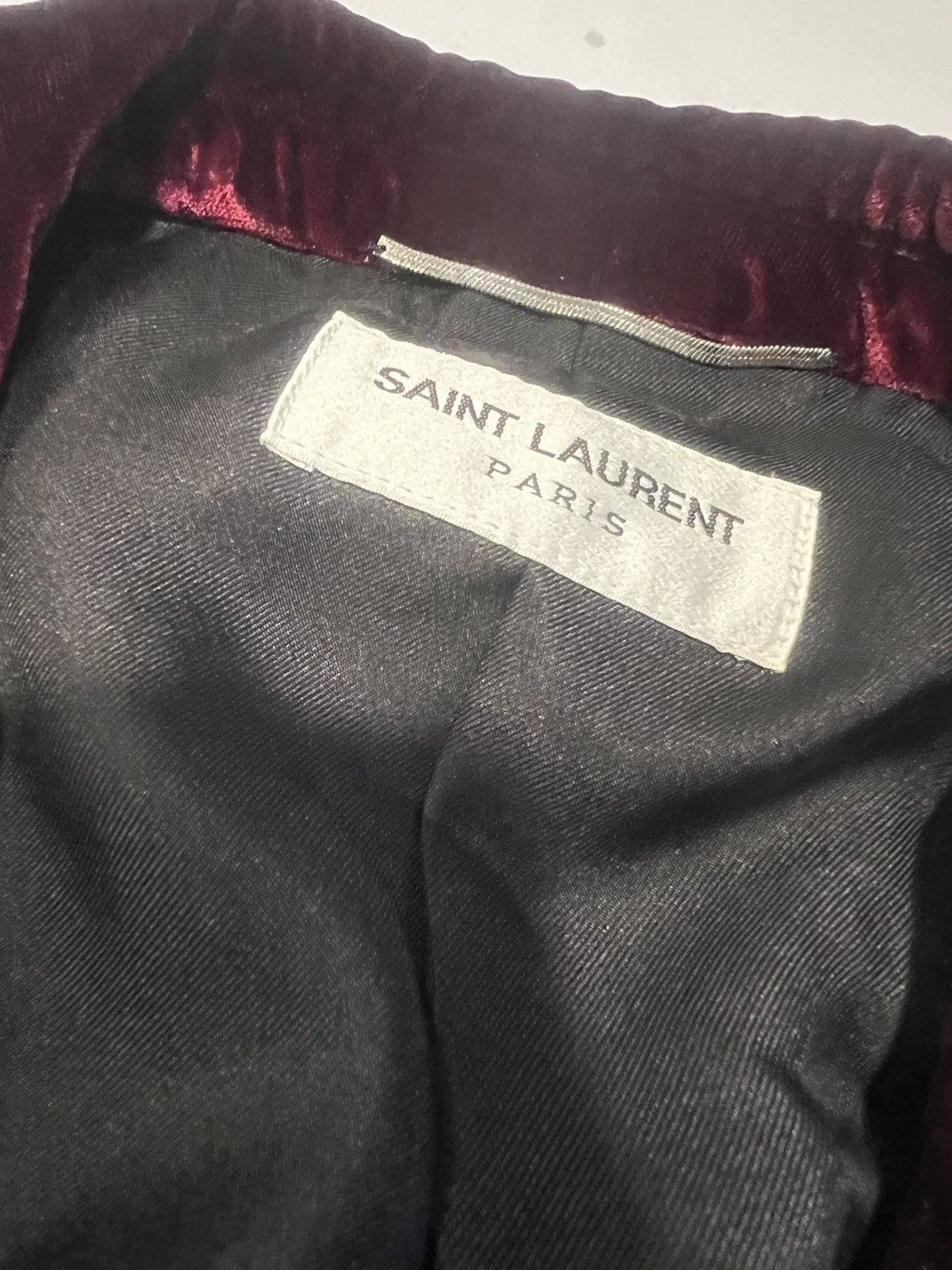Saint Laurent Paris Saint Laurent velvet Blazer. 38/48. $3290 Size 38R - 2 Thumbnail