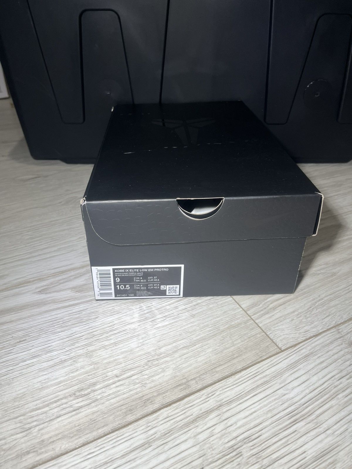 Jordan Brand kobe 9 lakers home size 9 Size US 9 / EU 42 - 7 Thumbnail