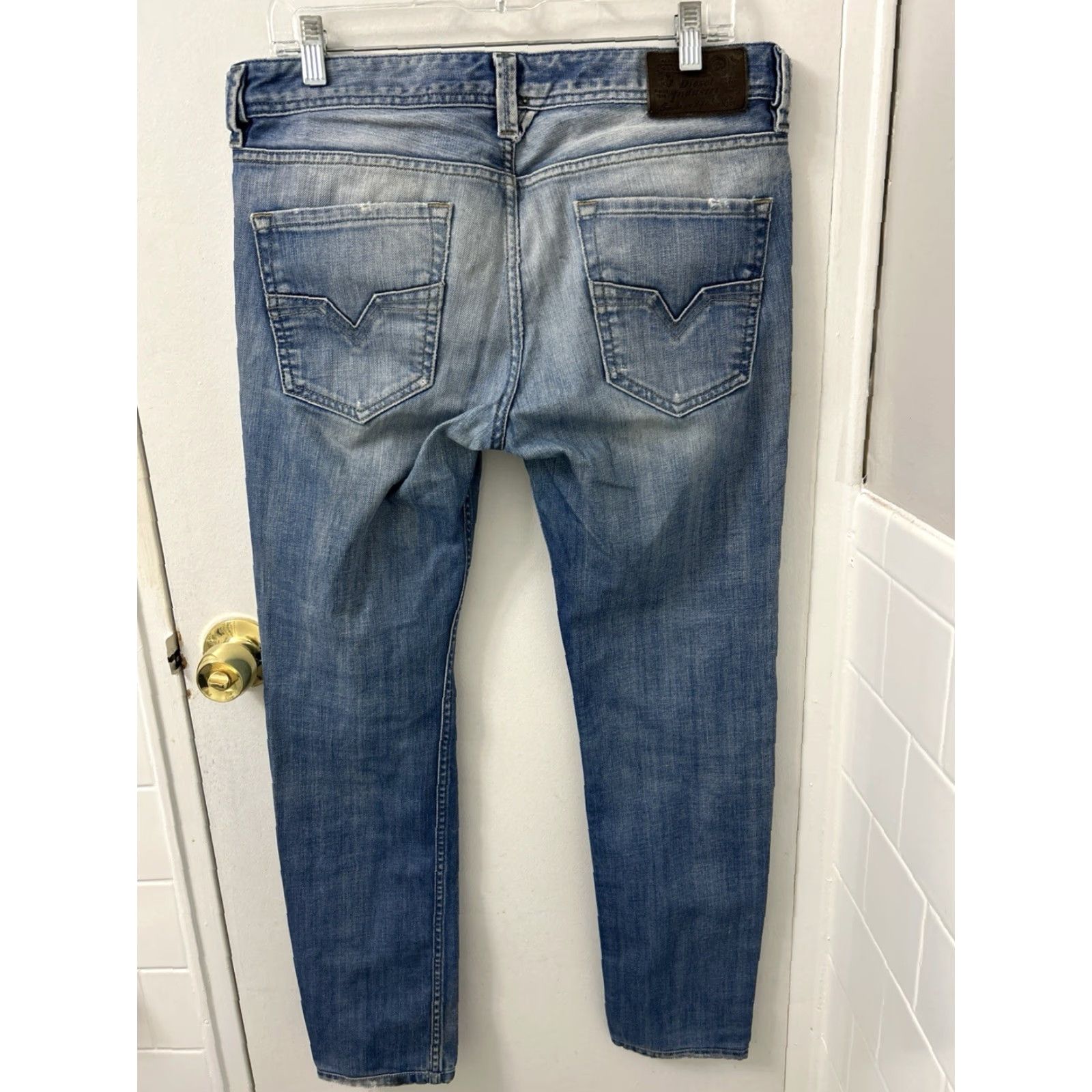 Diesel Diesel Larkee Jeans Mens 32x29 Blue Regular Straight Button Fly Distressed Denim Jeans Size US 32 / EU 48 - 7 Thumbnail