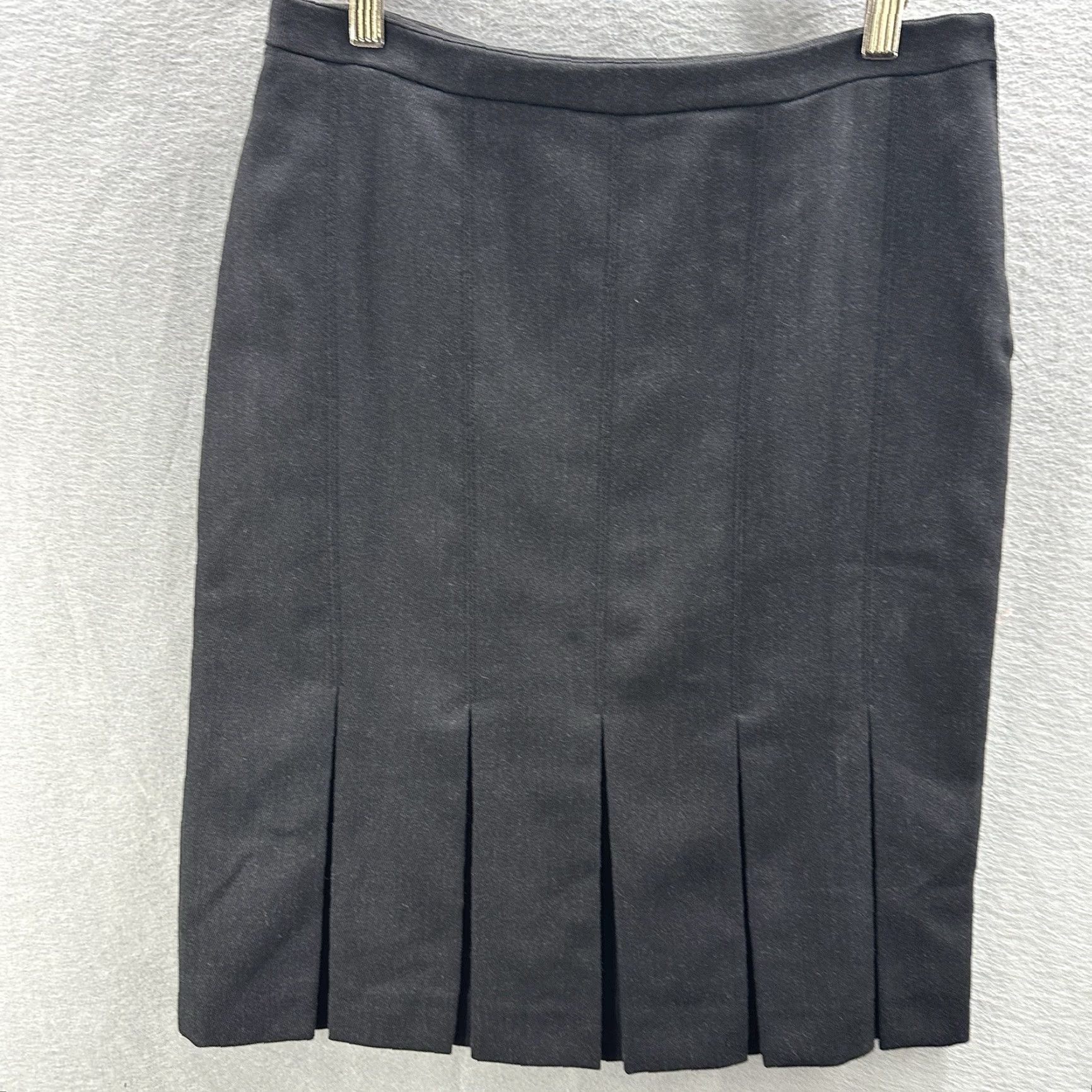 Akris Akris Skirt Womens 4 Knee Length Pleated Black Wool Cotton Classic Minimalist 90s City Preppy Mens? Women. Size 27" / US 4 / IT 40 - 2 Thumbnail