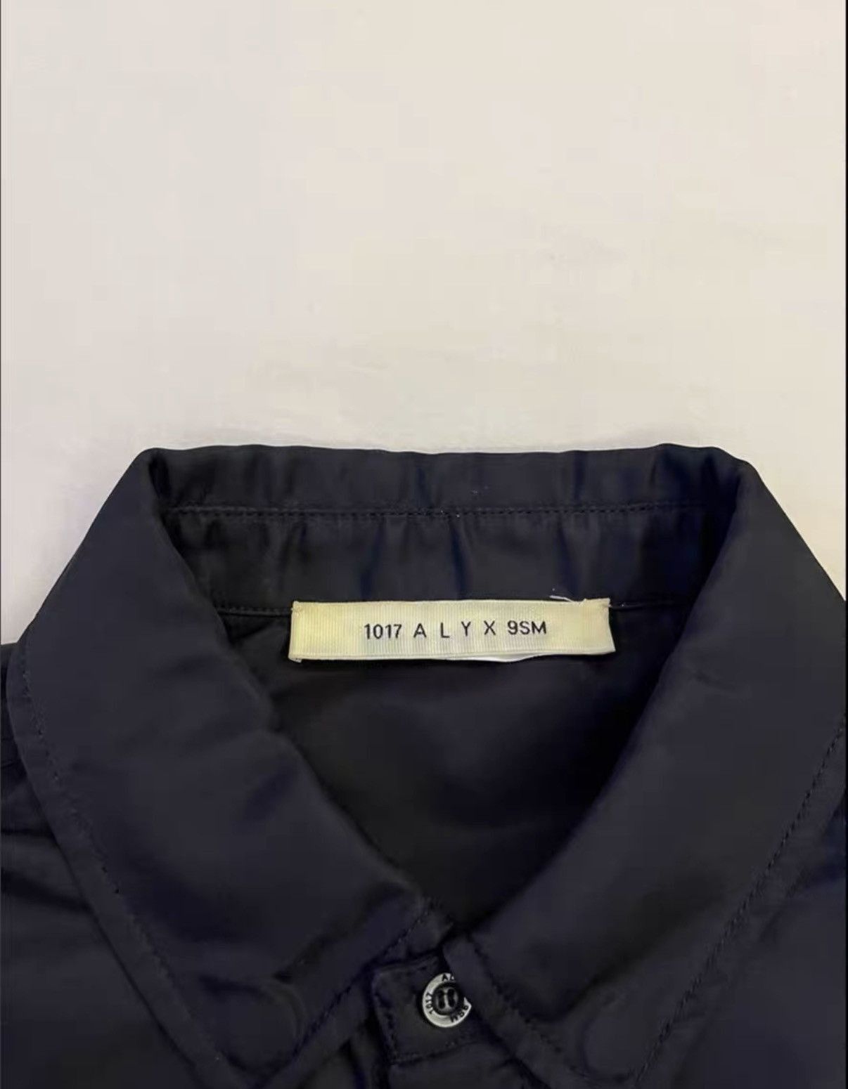 1017 ALYX 9SM Black Button-Up Shirt Size L Size US L / EU 52-54 / 3 - 2 Thumbnail