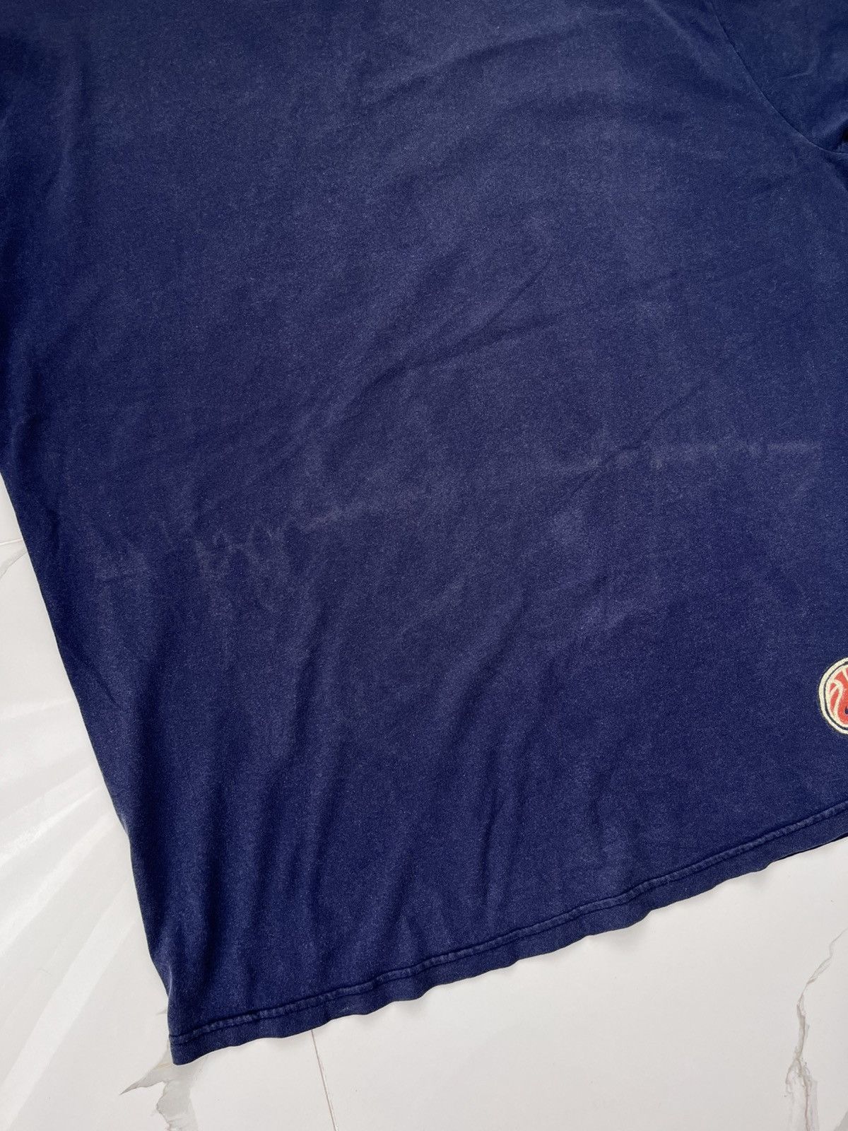 Nike 90’s NIKE BASKETBALL FADED BIG LOGO TEE Y2K SWOOSH RETRO Size US L / EU 52-54 / 3 - 6 Thumbnail