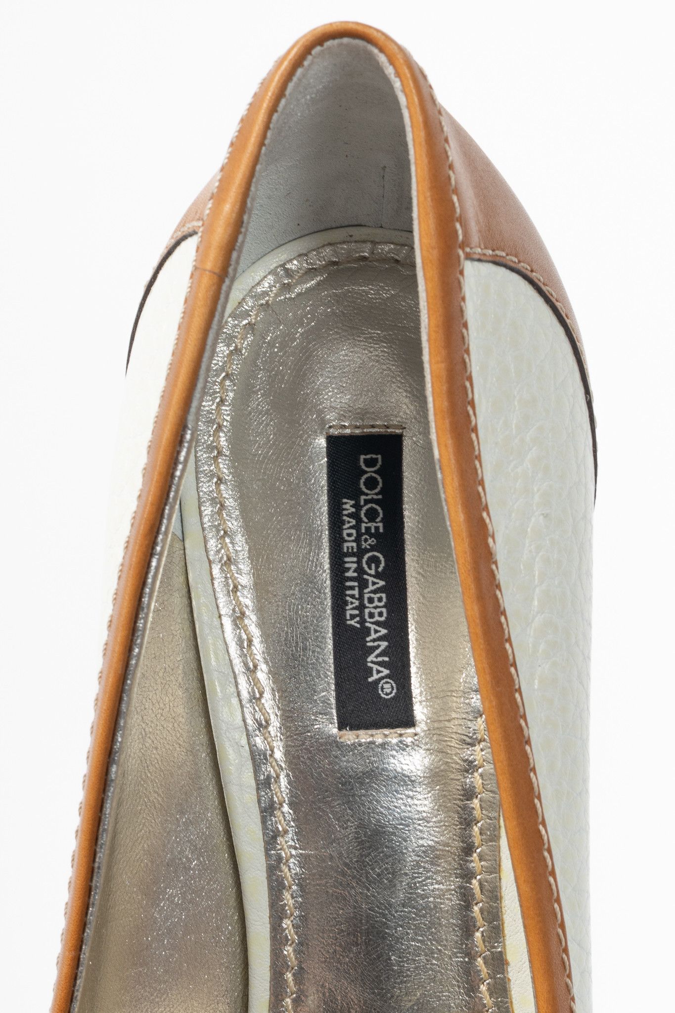 Dolce & Gabbana Dolce & Gabbana White & Cognac Logo-Plate Pumps Size US 7.5 / IT 37.5 - 9 Thumbnail