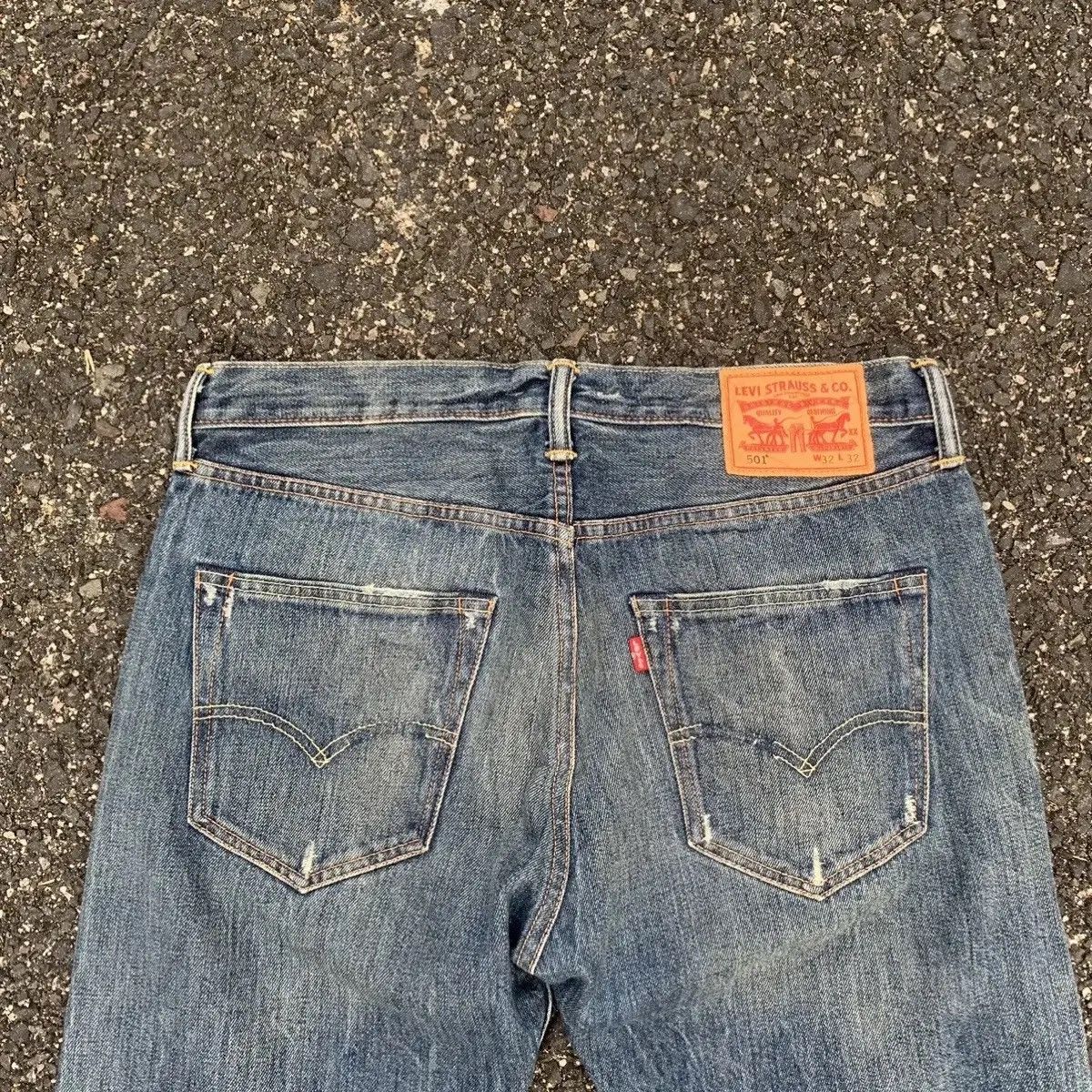 Levi's Levi’s 501 NICE FADING Jeans 32x32 Levis Denim Levi Pants Size US 32 / EU 48 - 11 Thumbnail
