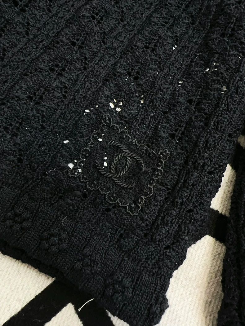 Chanel Chanel 24P black hollow flower knit crochet sweater Size XS / US 0-2 / IT 36-38 - 3 Thumbnail
