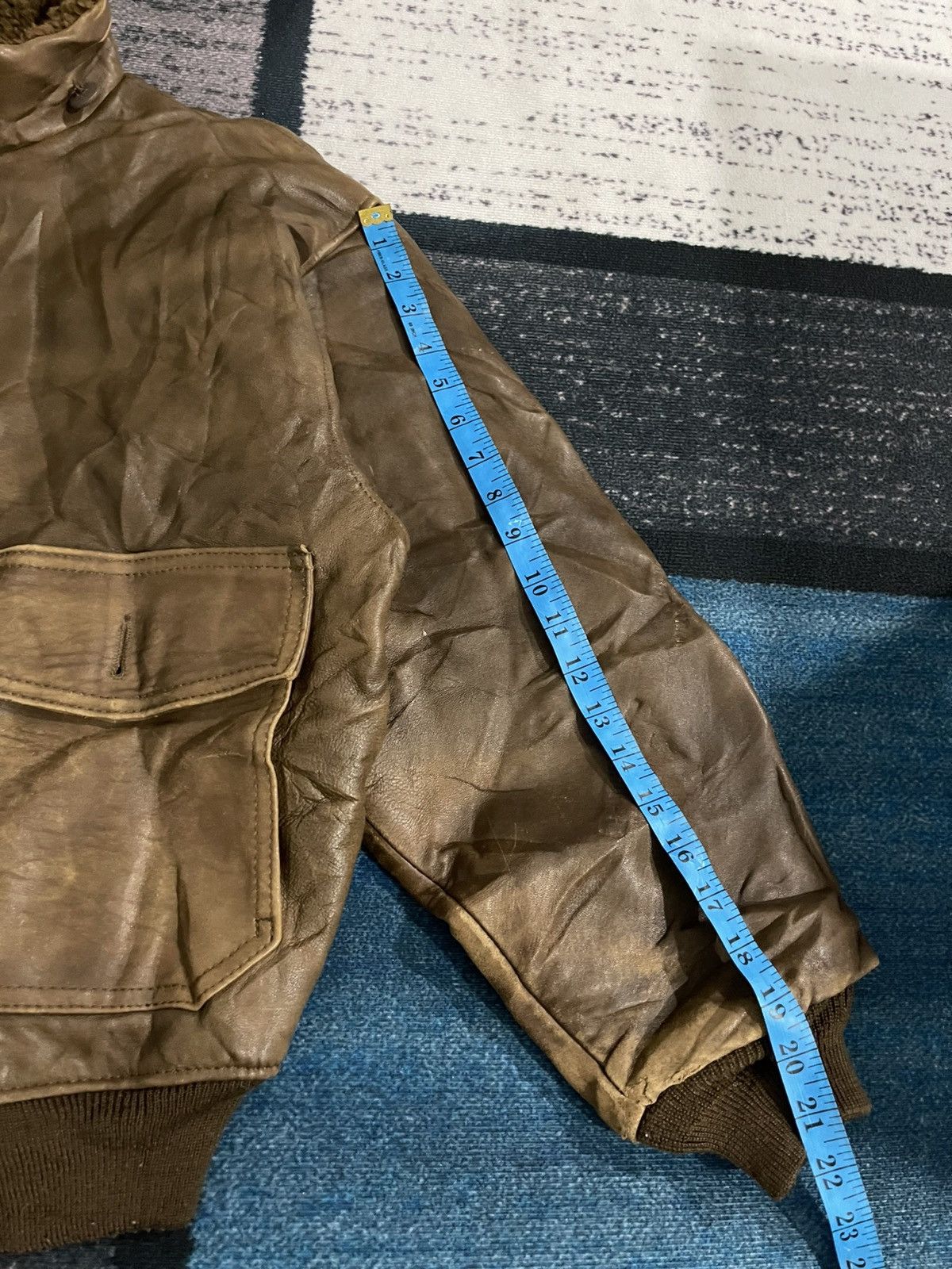 Vintage Vintage Sheep Leather Bomber Jacket Size US L / EU 52-54 / 3 - 23 Thumbnail