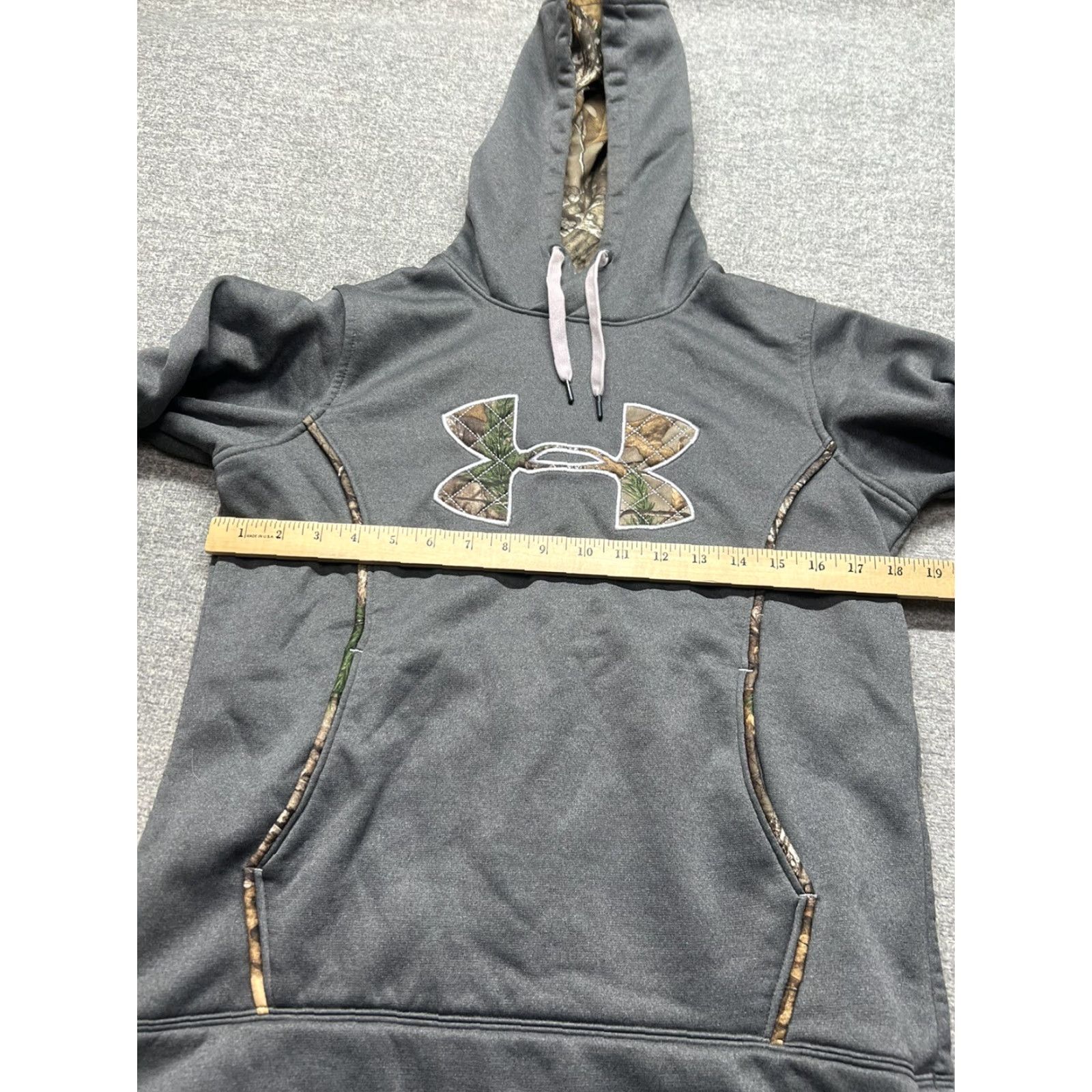 Realtree Under Armour Storm Hoodie Mens Small Gray Realtree Camo Heather Pullover Hooded Pockets Regular Short Sleeve? Size US S / EU 44-46 / 1 - 5 Thumbnail