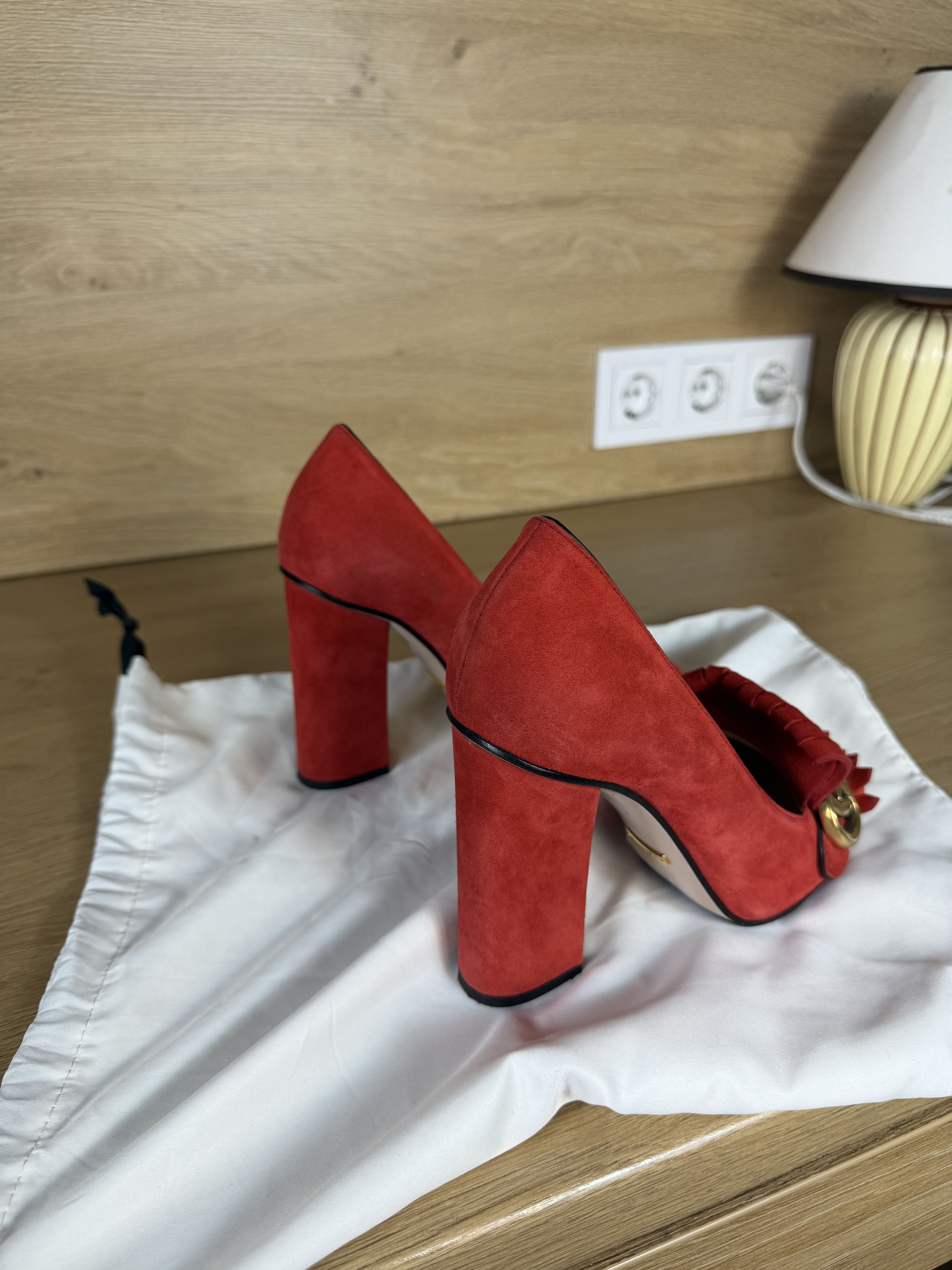 Gucci GUCCI marmont suede higt heel heels pumps red size Size US 7 / IT 37 - 4 Thumbnail