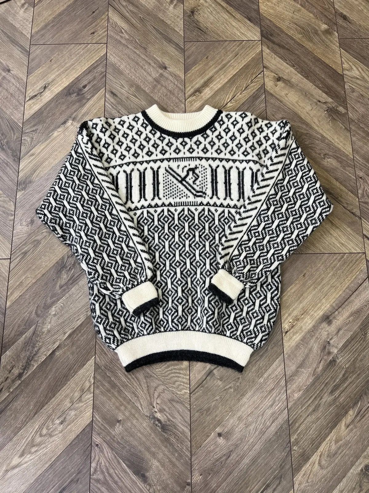 Designer × Vintage Vintage Nordstrikk Norway Virgin Wool Sweater Size US XL / EU 56 / 4 - 2 Thumbnail