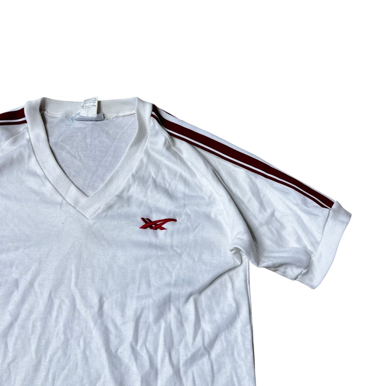 Asics Vintage 80s ASICS Tiger V Neck Shirt Small Size US S / EU 44-46 / 1 - 2 Thumbnail