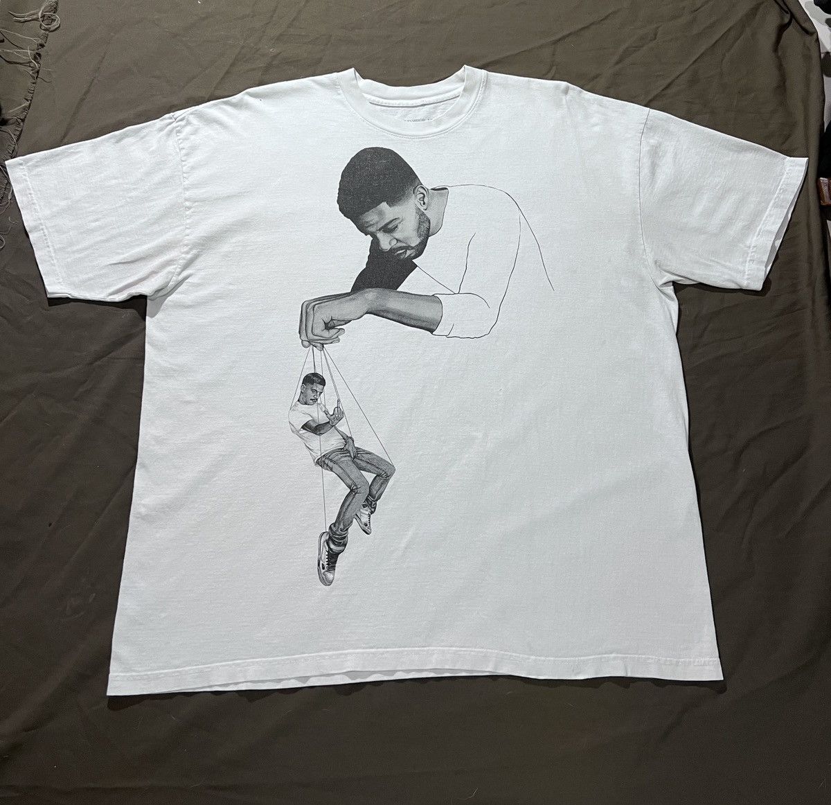 Kid Cudi × Virgil Abloh KID CUDI C/O VIRGIL ABLOH "PULLING STRINGS" TEE 2XL Size US XXL / EU 58 / 5 - 4 Thumbnail
