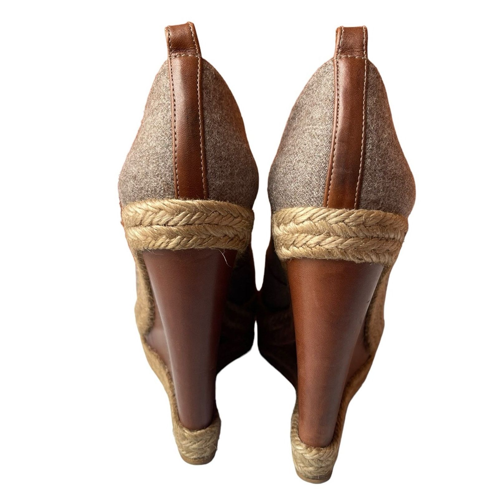 Christian Louboutin Christian Louboutin Deroba Peep Toe TAUPE Flannel Size 40 Size US 10.5 / IT 40.5 - 4 Thumbnail