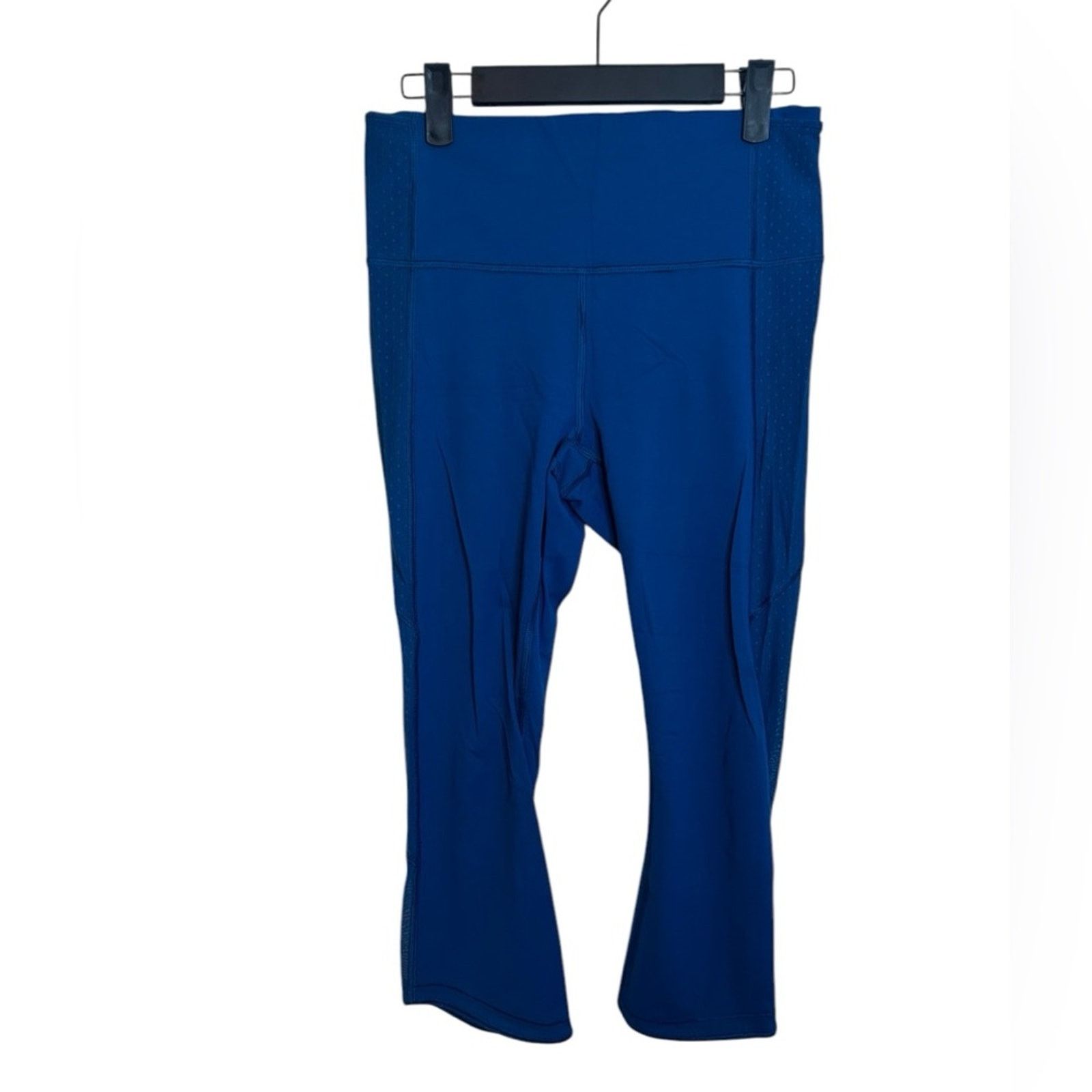 Lululemon Lululemon Blue Body Con Crop Leggings Size 30" / US 8 / IT 44 - 1 Thumbnail