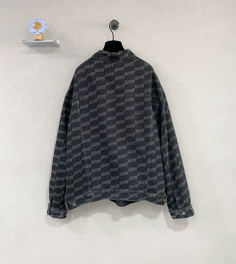 Balenciaga Balenciaga Black full print double B denim jacket Size US L / EU 52-54 / 3 - 2 Thumbnail