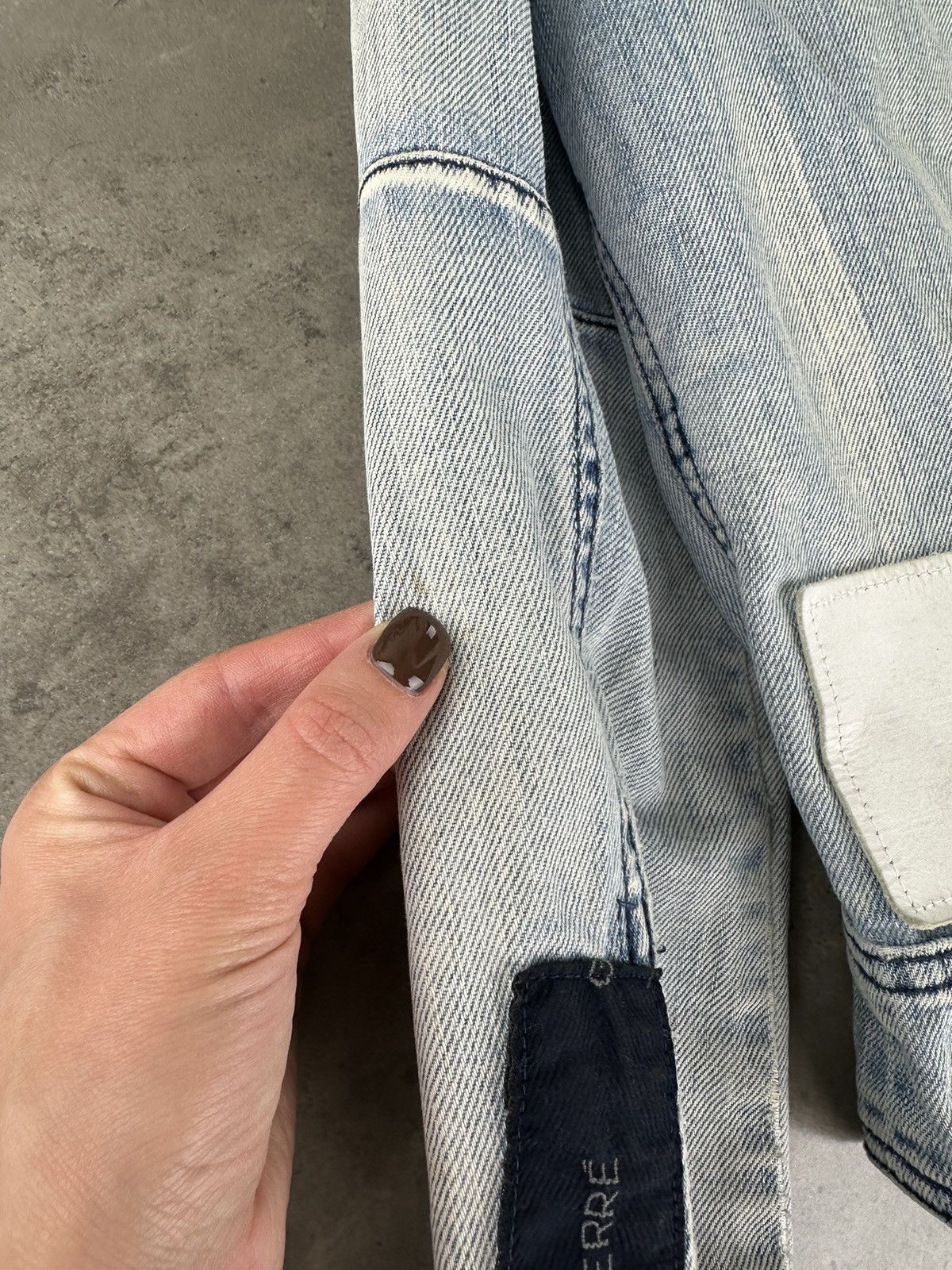 GF Ferre GF Ferre Denim Jacket Size S / US 4 / IT 40 - 14 Thumbnail