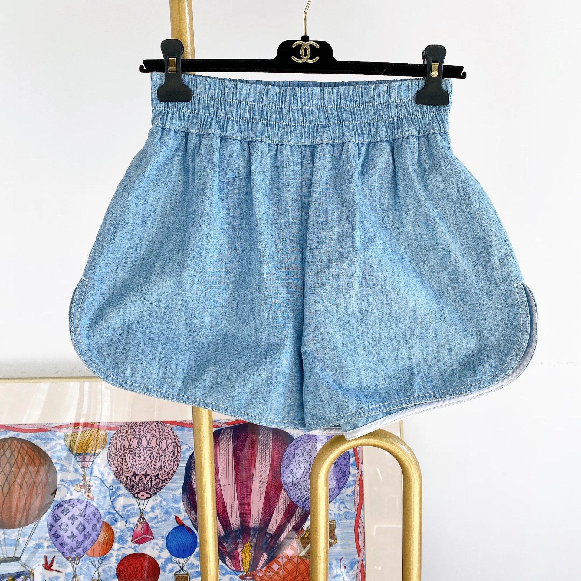 Fendi Fendi Blue Elastic Waist Shorts 38 Size 38" / US 16 / IT 52 - 1 Thumbnail