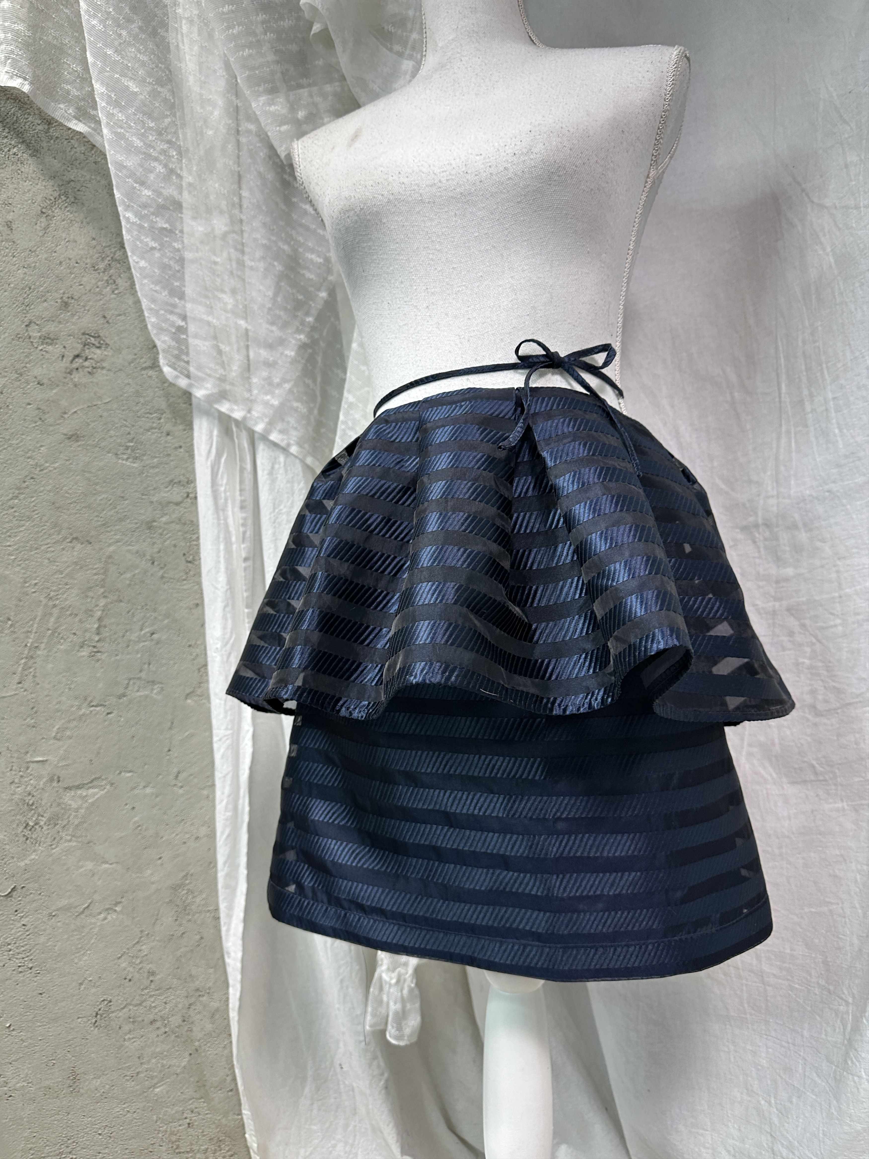 Baum und Pferdgarten Vintage Avant Garde Striped Baum und Pferdarten Skirt Y2K Size 26" / US 2 / IT 38 - 1 Thumbnail