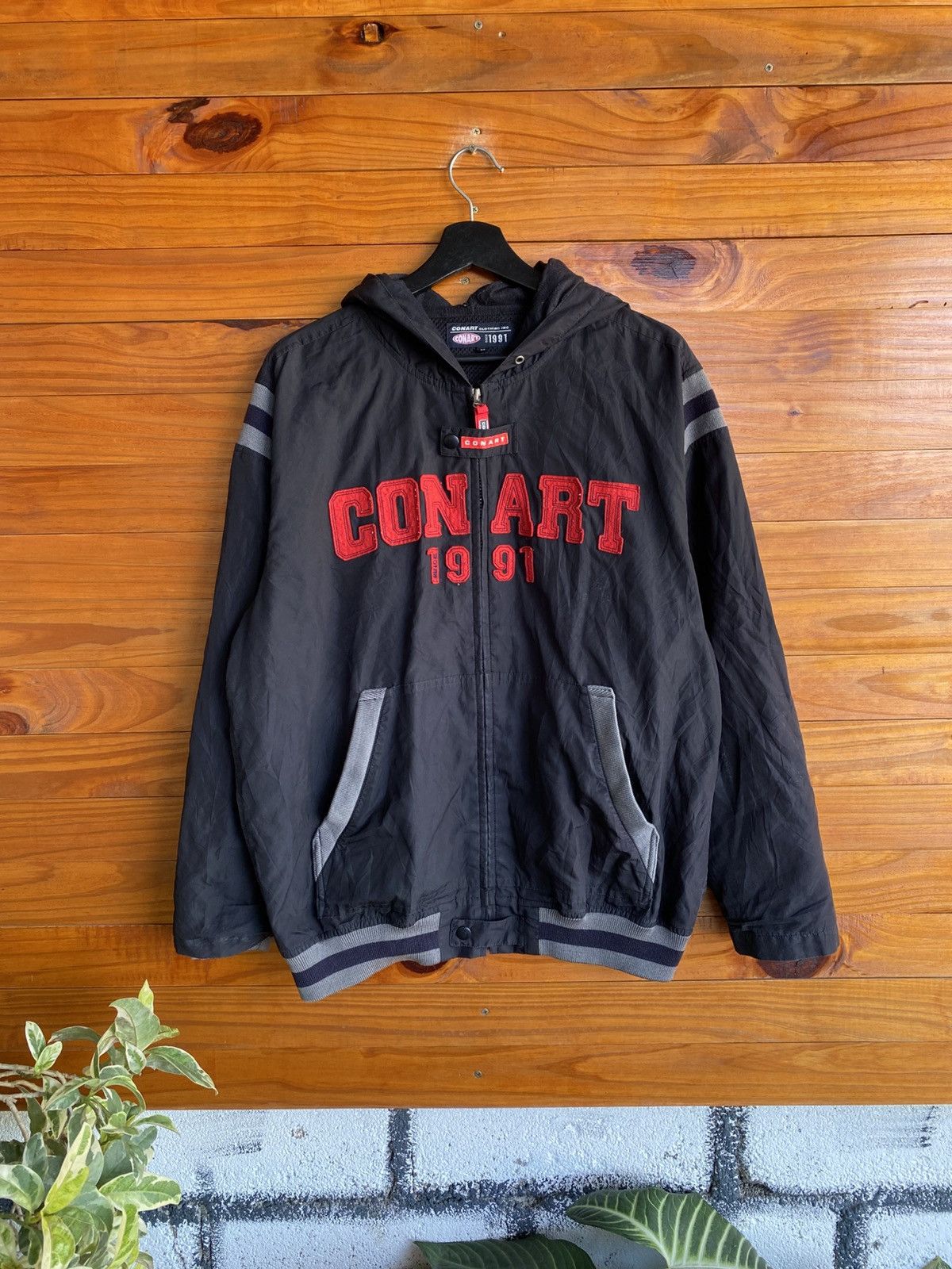 Vintage Vintage CONART 1991 Hooded Jacket – Black Hip Hop Streetwear Size US M / EU 48-50 / 2 - 3 Thumbnail