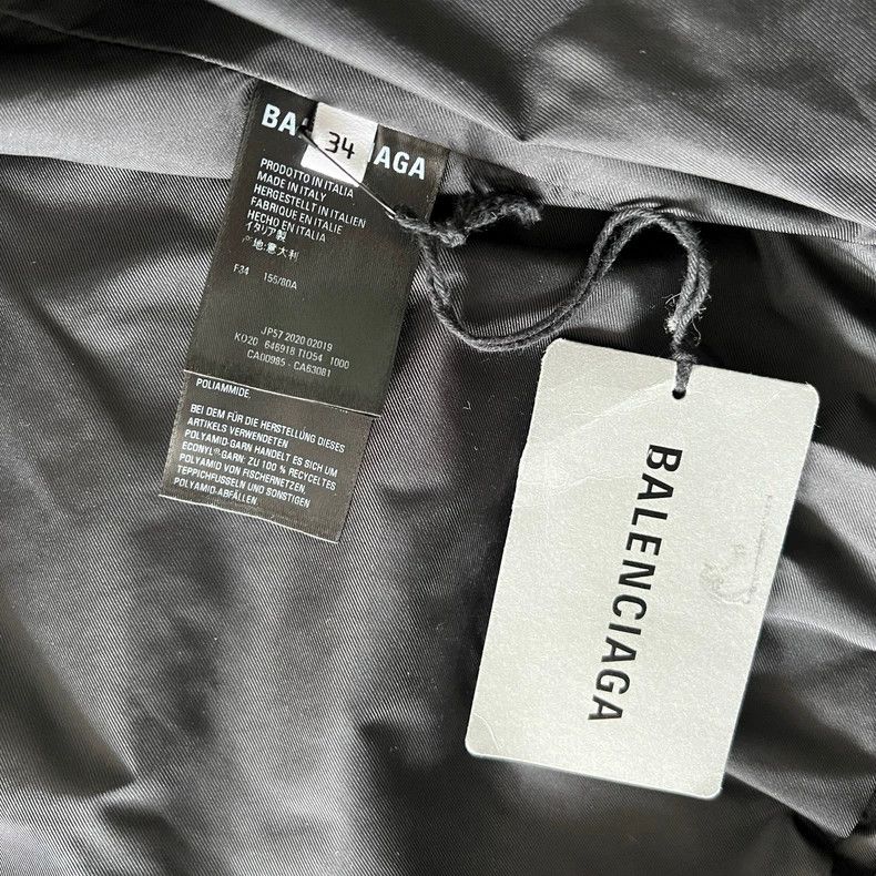 Balenciaga Balenciaga Seven Languages Hidden Hat Charge Jacket 2501-Ne Size XXS / US 00 / IT 34 - 5 Thumbnail