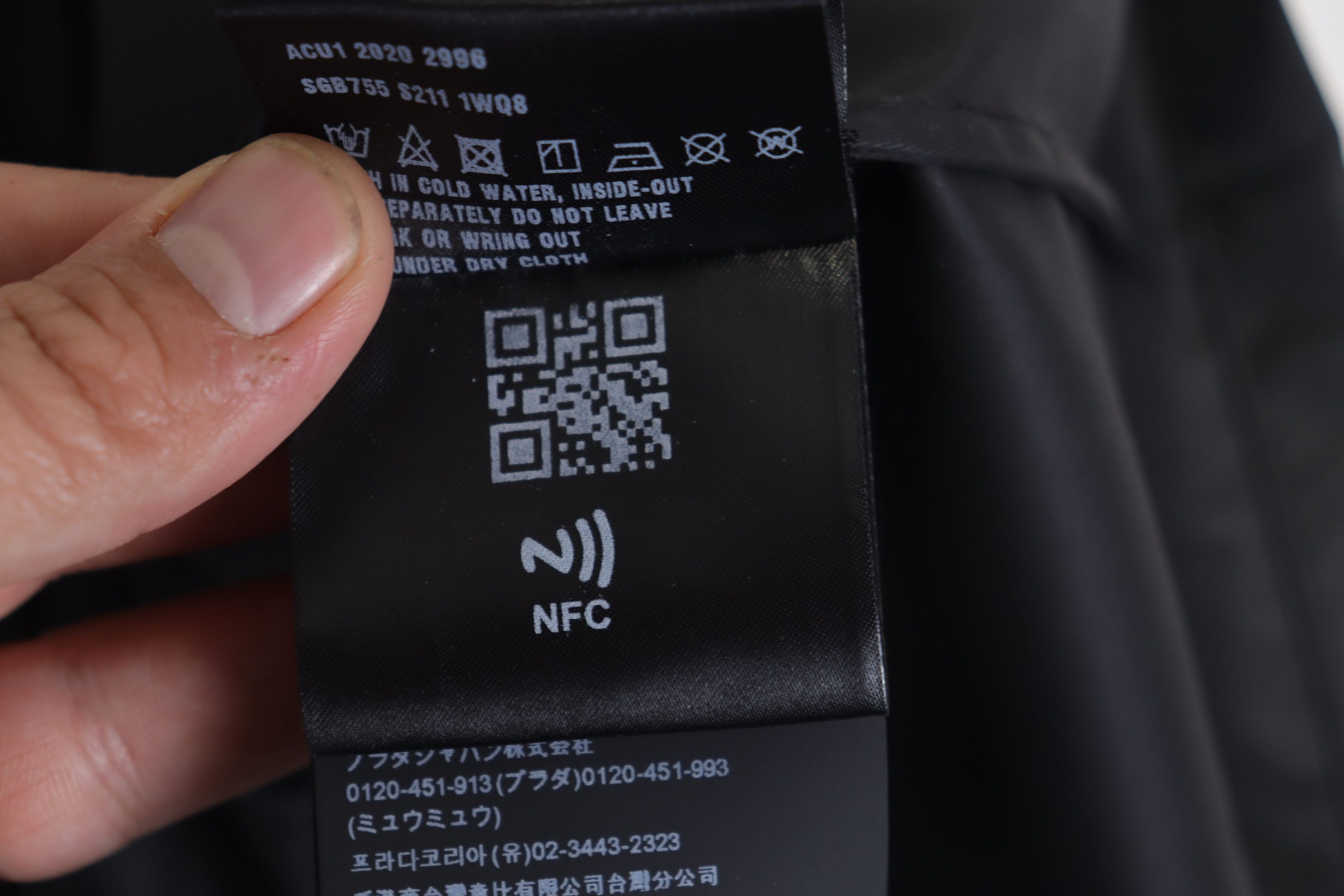 Prada o1rshd Re Nylon Triangle Logo Re-Nylon Blouson in Black Size US S / EU 44-46 / 1 - 20 Thumbnail