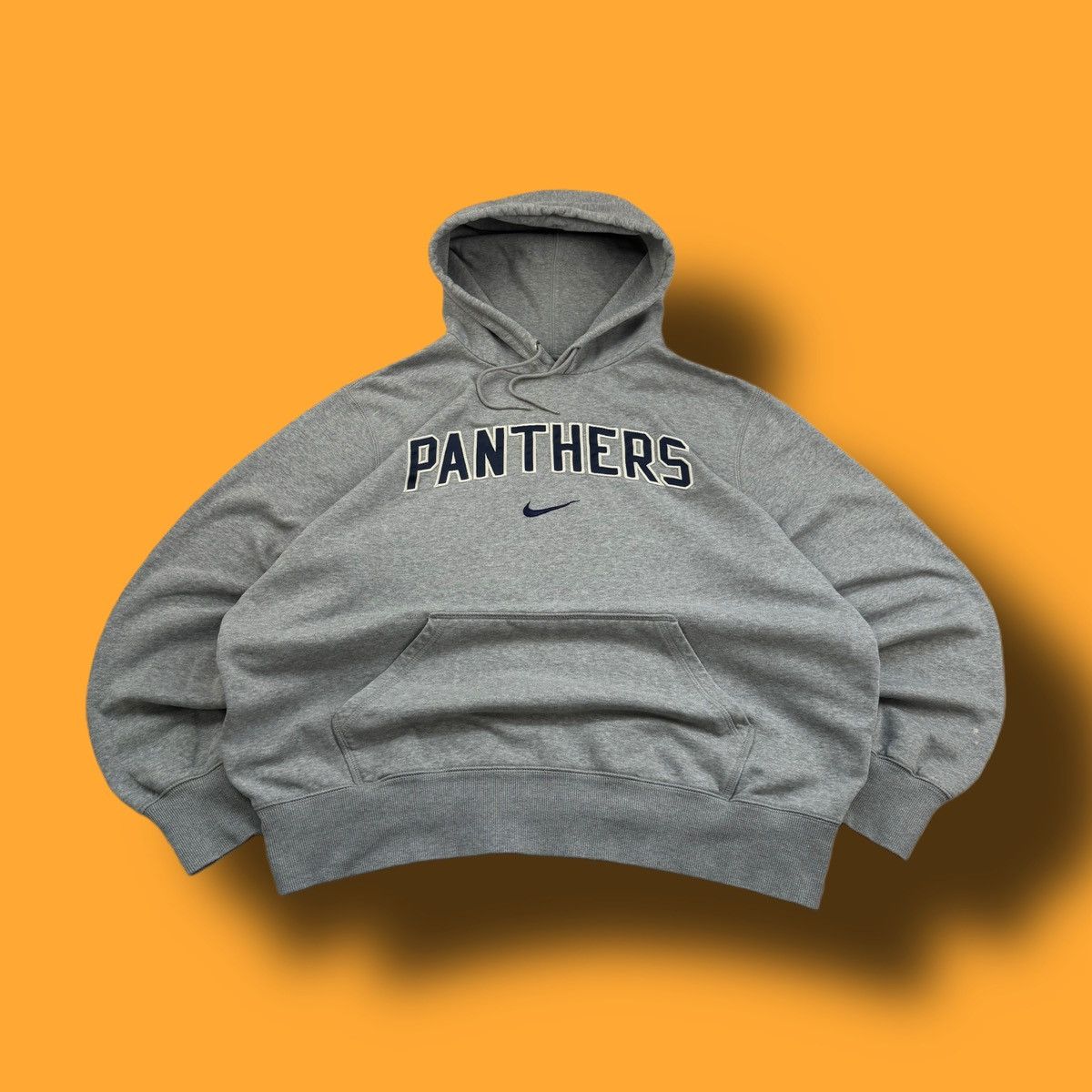 Nike × Vintage NIKE PANTHERS VINTAGE CENTER LOGO OVERSIZE BOXY HOODIE Size US XL / EU 56 / 4 - 1 Thumbnail