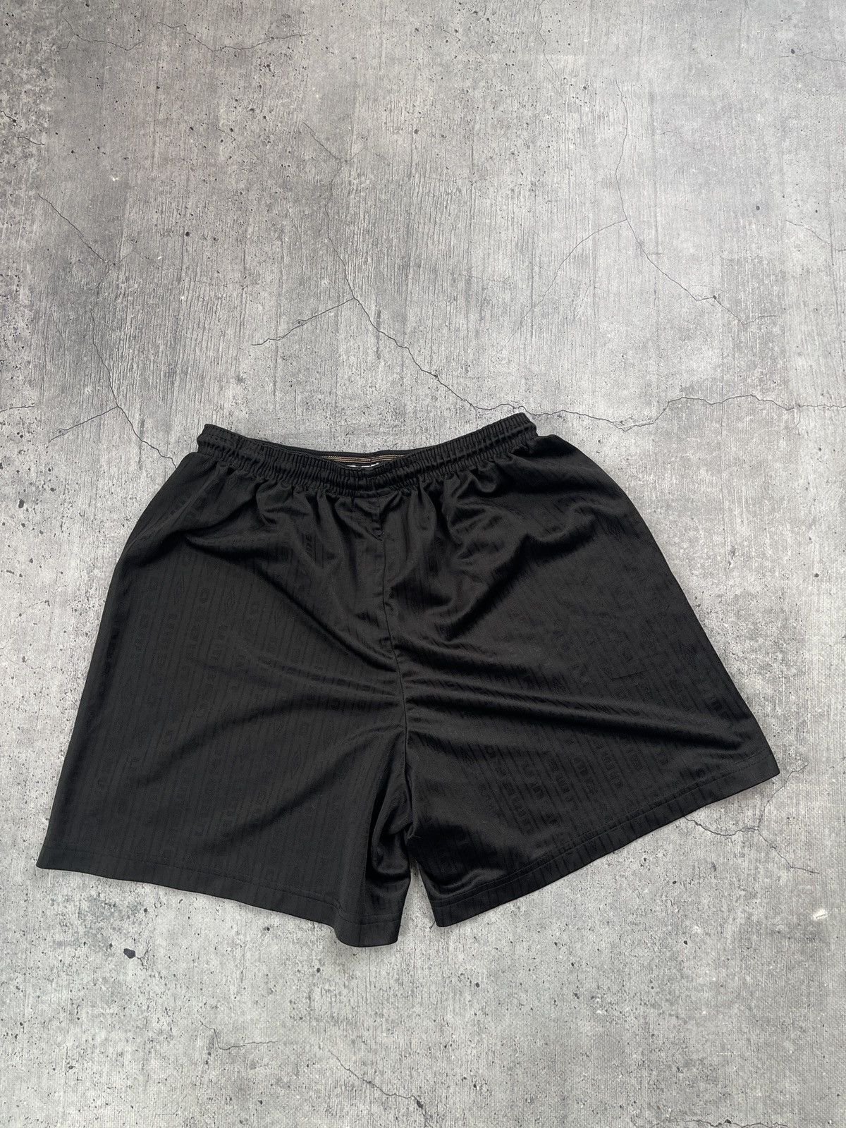 Umbro × Vintage Vintage Umbro Monogram Shorts Size M Size US 32 / EU 48 - 4 Thumbnail