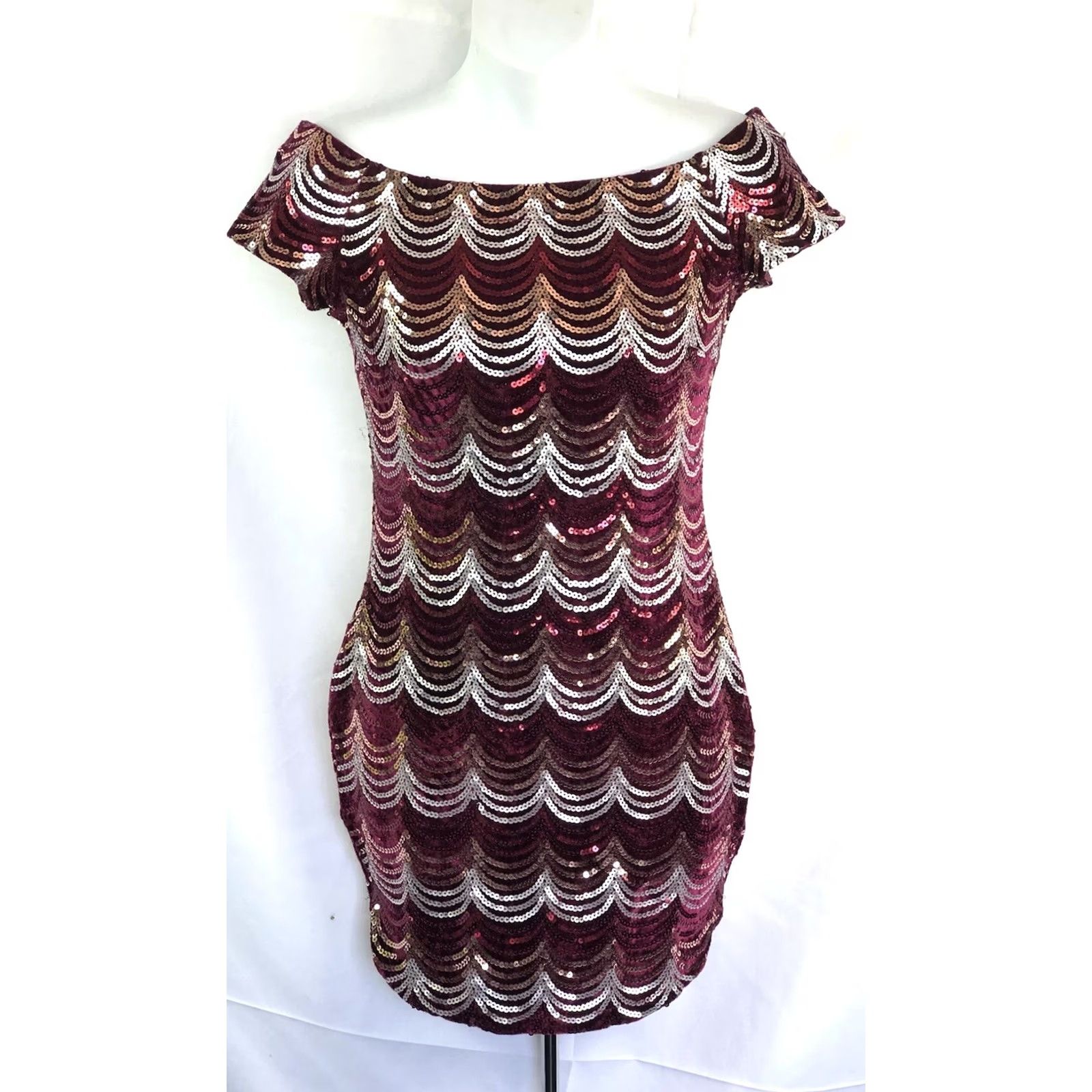Vintage Windsor velvet mini dress S Red Gold Cap Sleeve Velour Sequin Glam Whimsigoth Size S / US 4 / IT 40 - 6 Thumbnail
