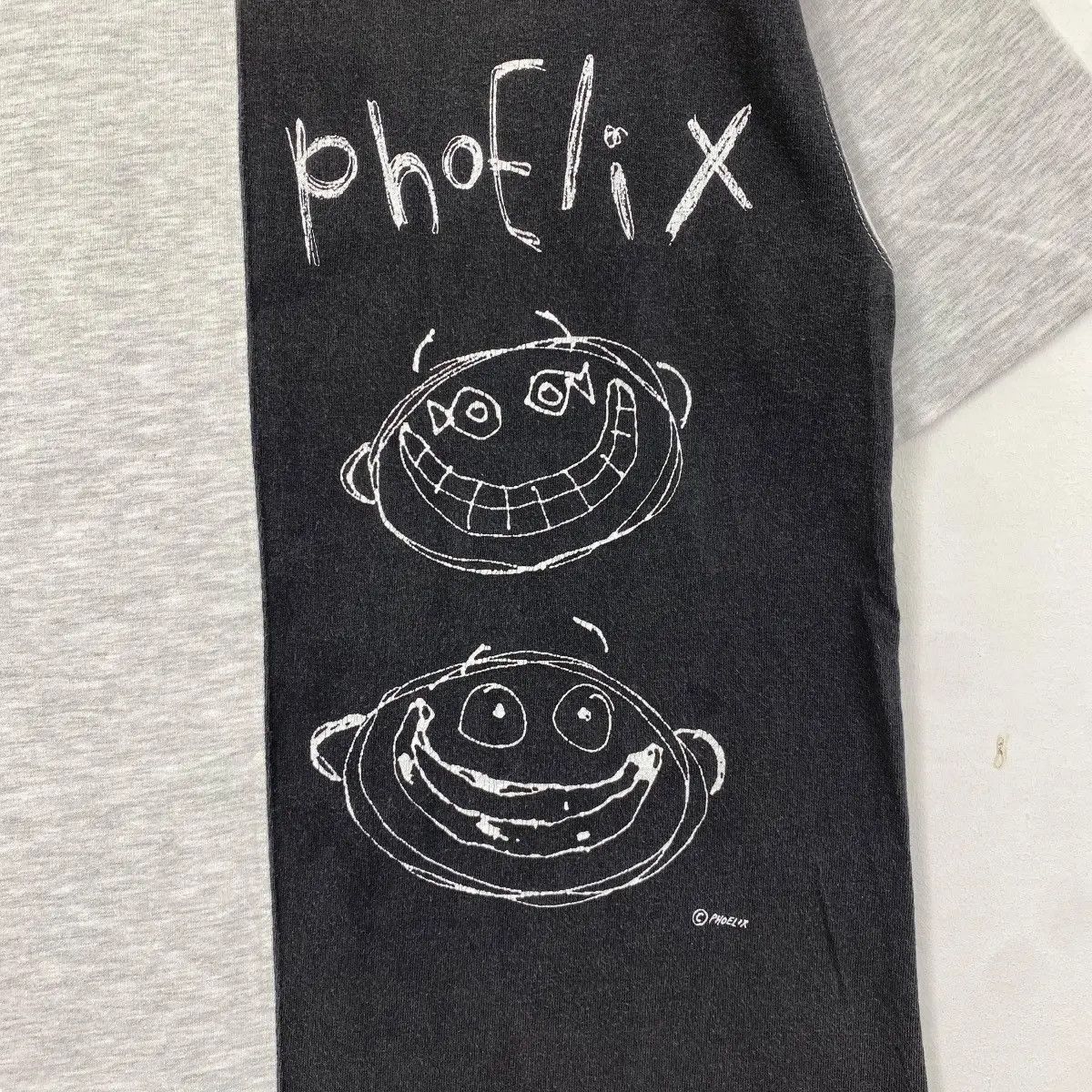 Other Vintage 90's PHOELIX Spirit Of London Modern Streetwear Tee Size US M / EU 48-50 / 2 - 2 Thumbnail