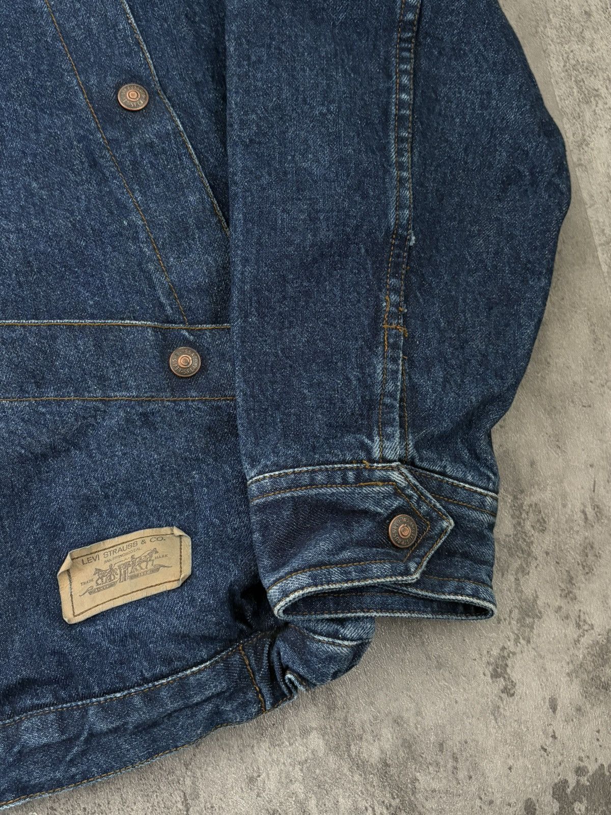 Levi's Vintage Clothing Levi’s Vintage 1980s Washed Denim Jacket Rare Item Full Zip Size US S / EU 44-46 / 1 - 5 Thumbnail