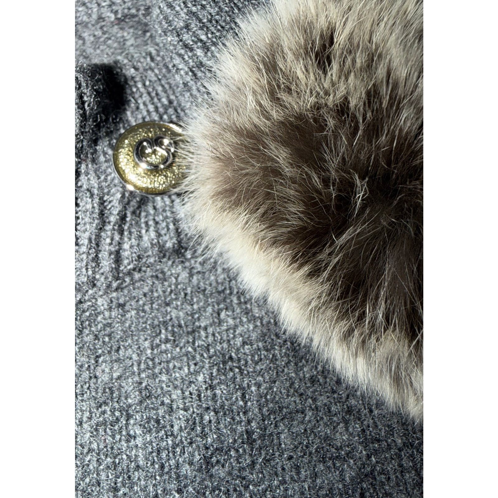 St. John St. John Sport Womens 100% Cashmere Sweater Gray Zip Fur XL Size XL / US 12-14 / IT 48-50 - 7 Thumbnail
