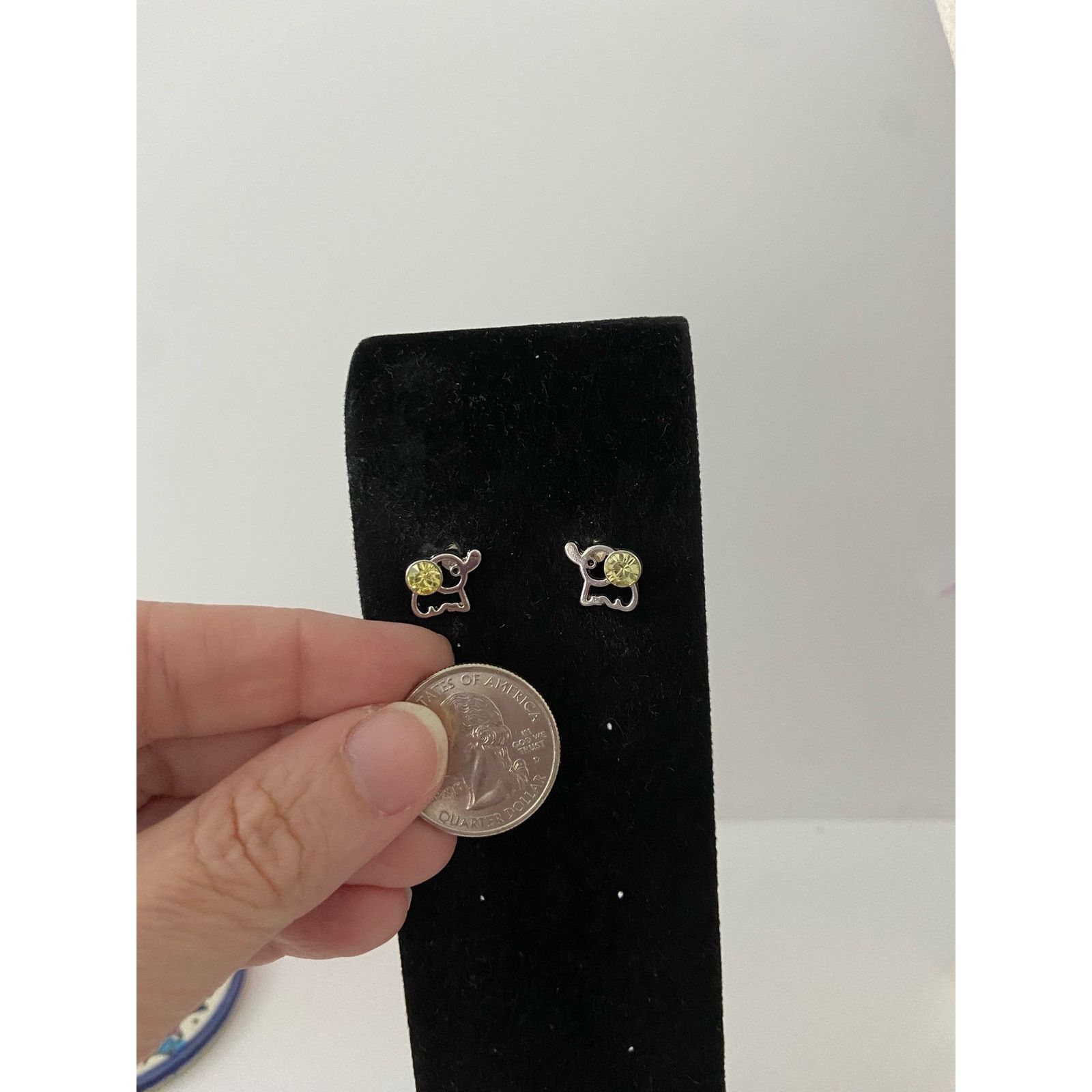 Other elephant stud earrings silver tone Size ONE SIZE - 5 Thumbnail
